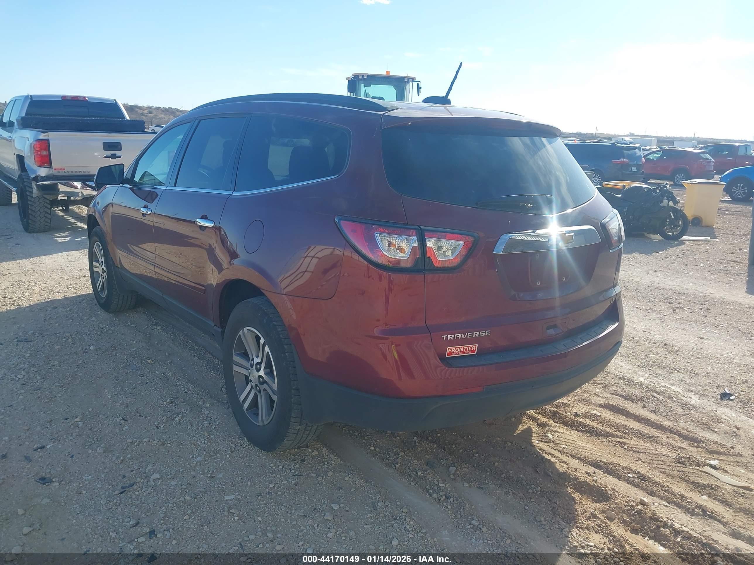 CHEVROLET TRAVERSE image 3