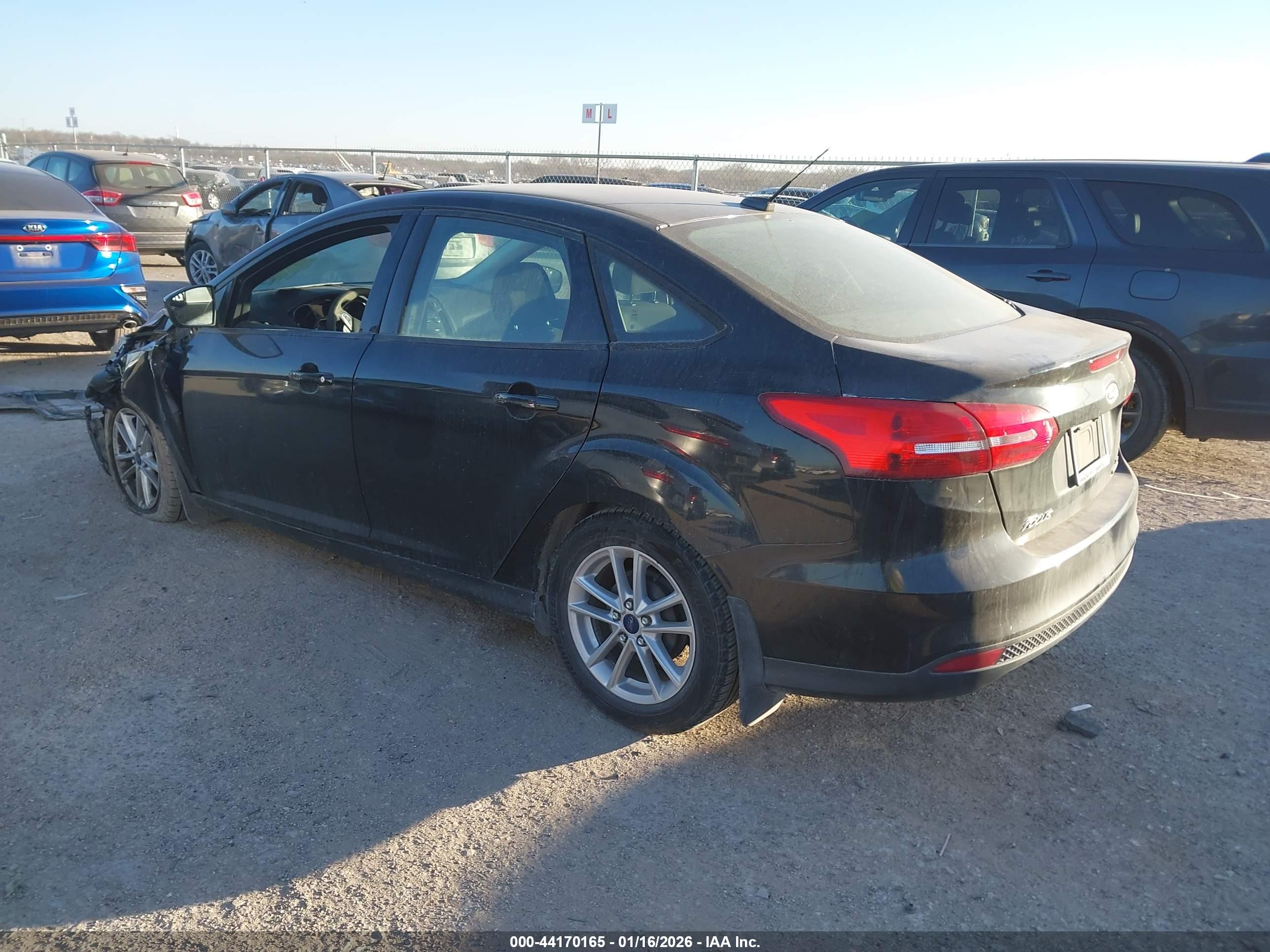 FORD FOCUS image 3