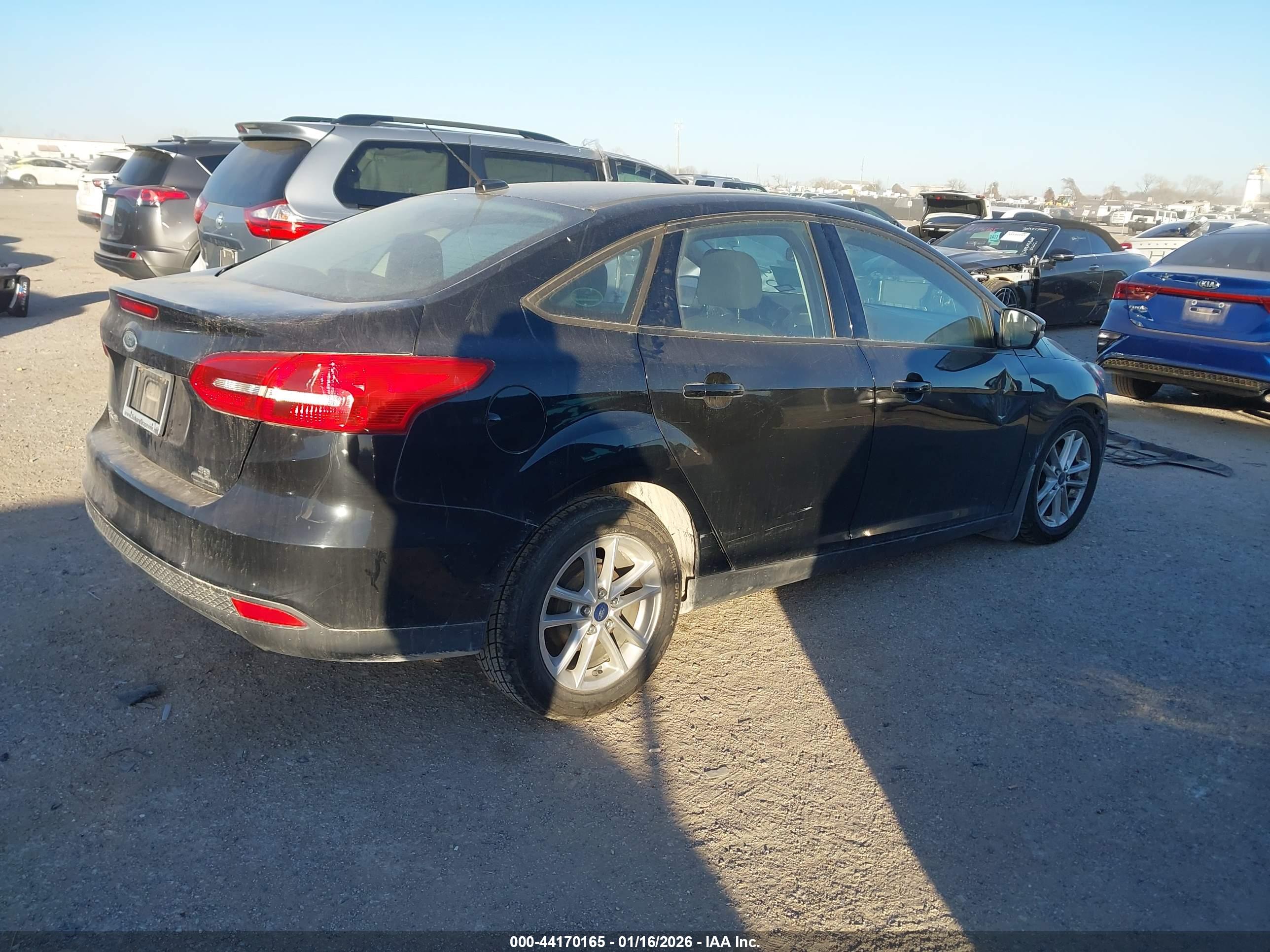 FORD FOCUS image 4
