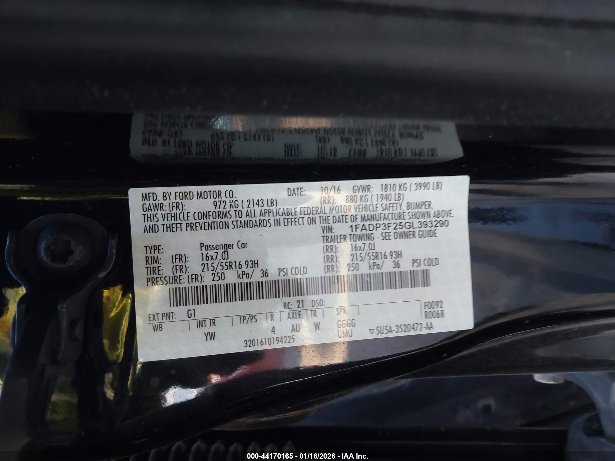 FORD FOCUS image 9