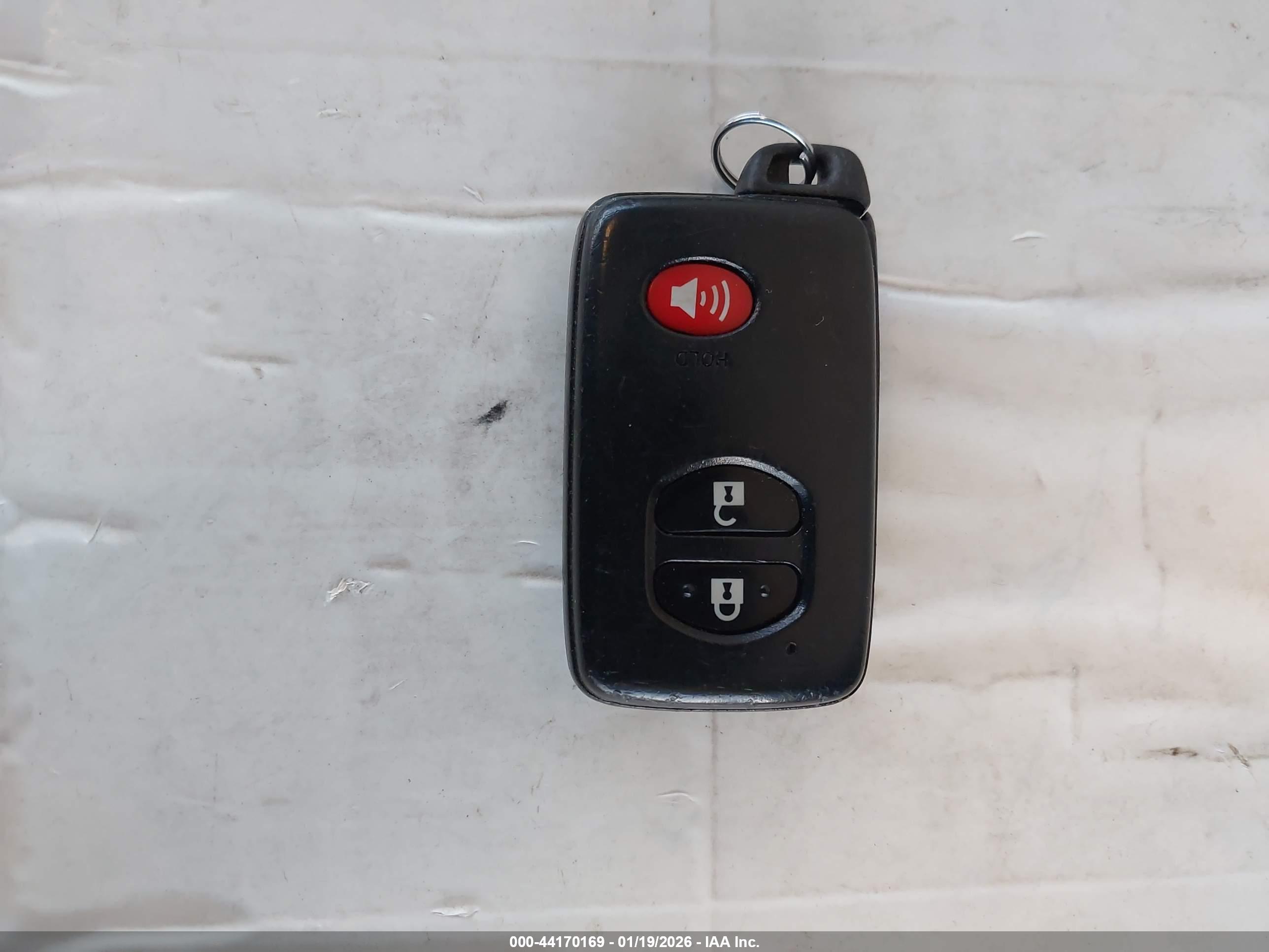 TOYOTA PRIUS image 11