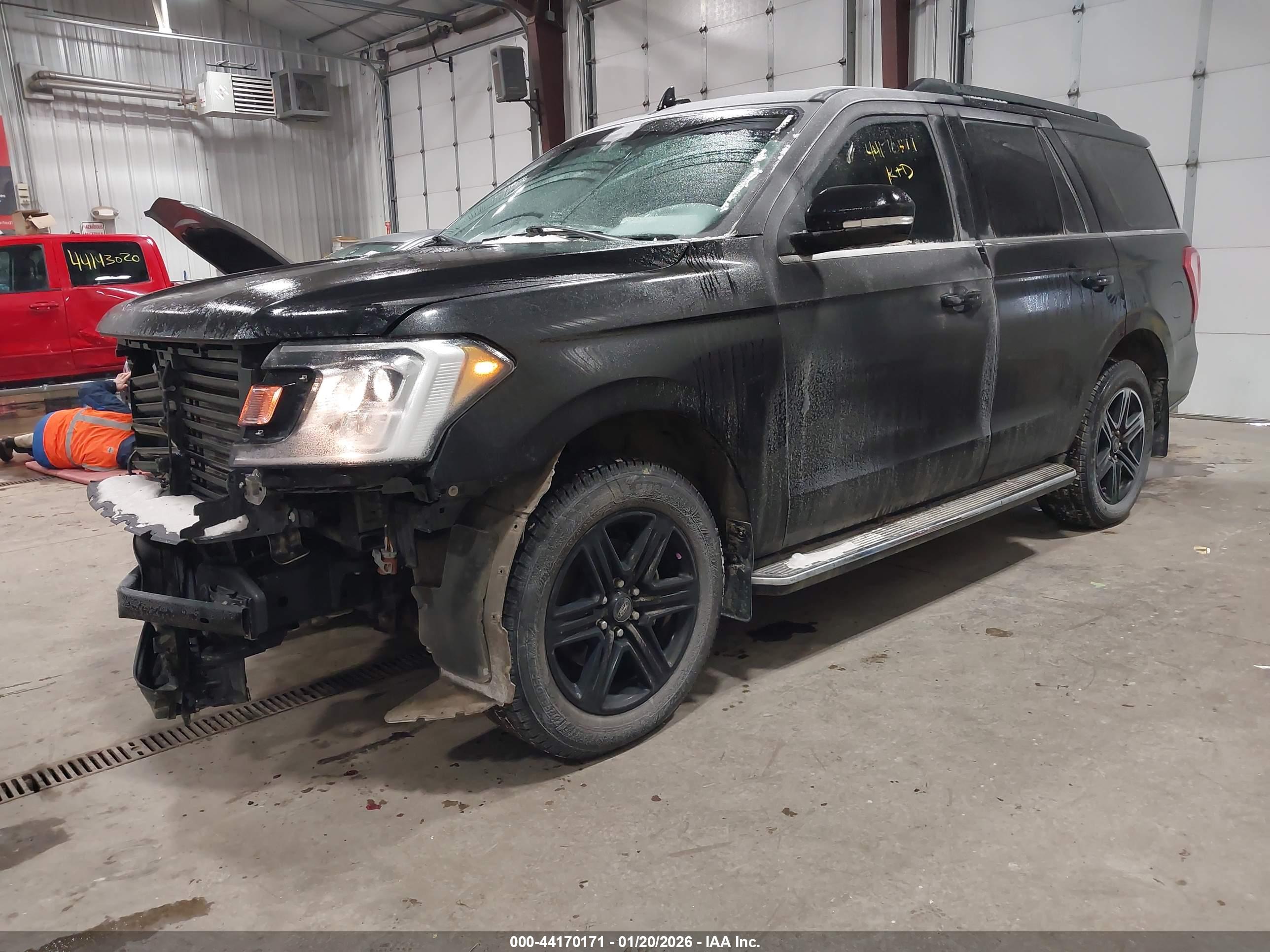 FORD EXPEDITION image 2
