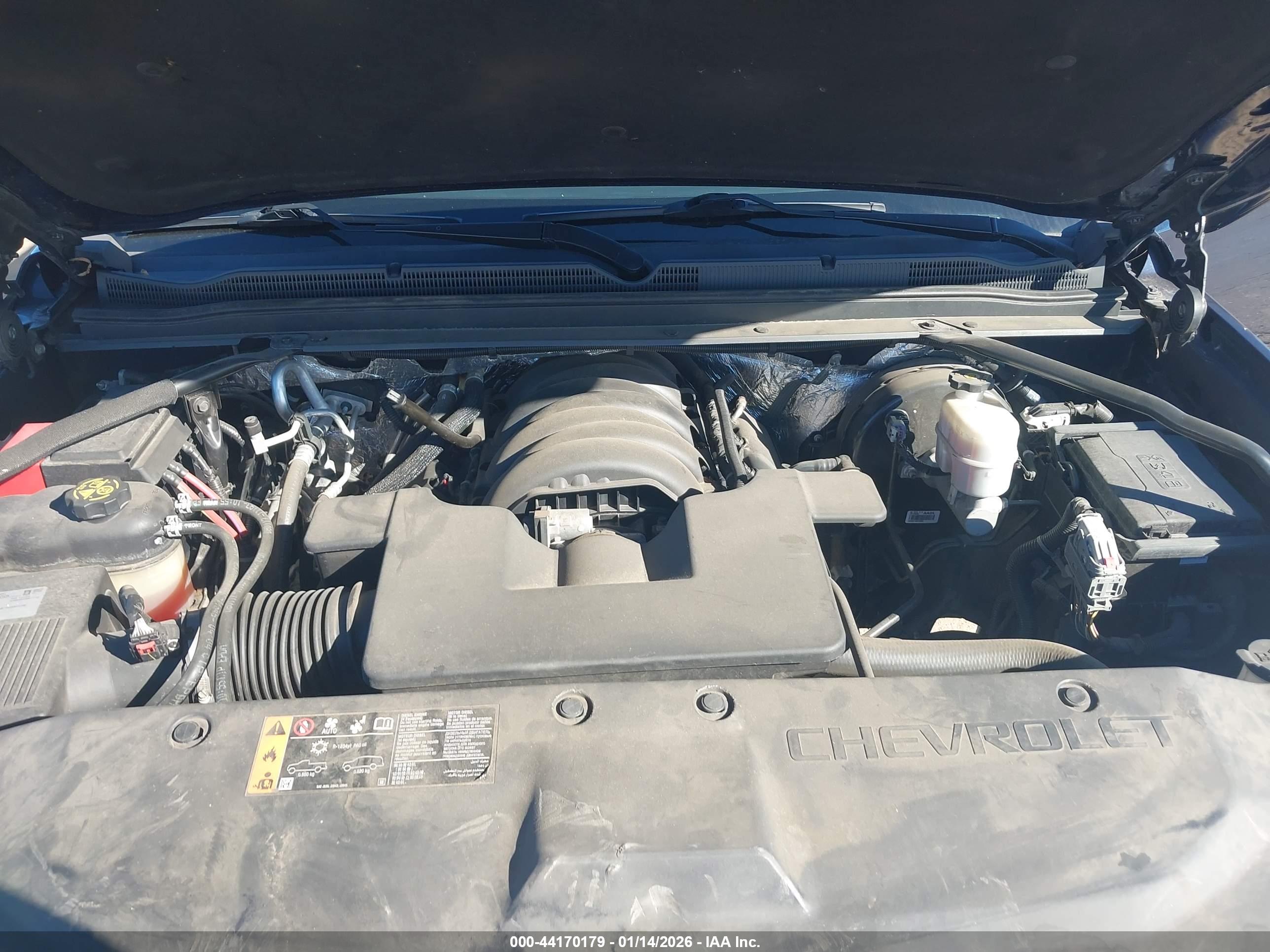 CHEVROLET SUBURBAN image 10