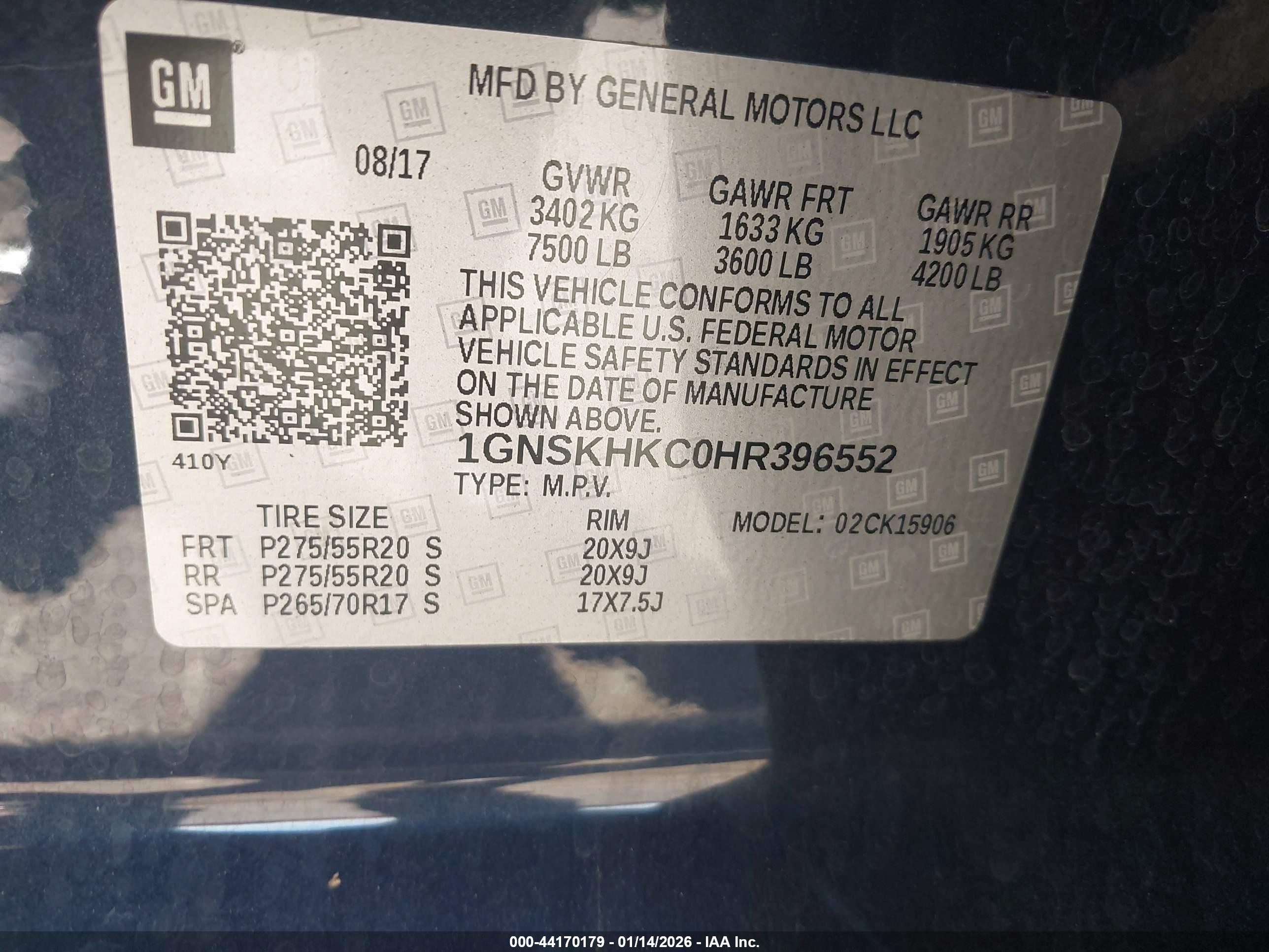 CHEVROLET SUBURBAN image 9