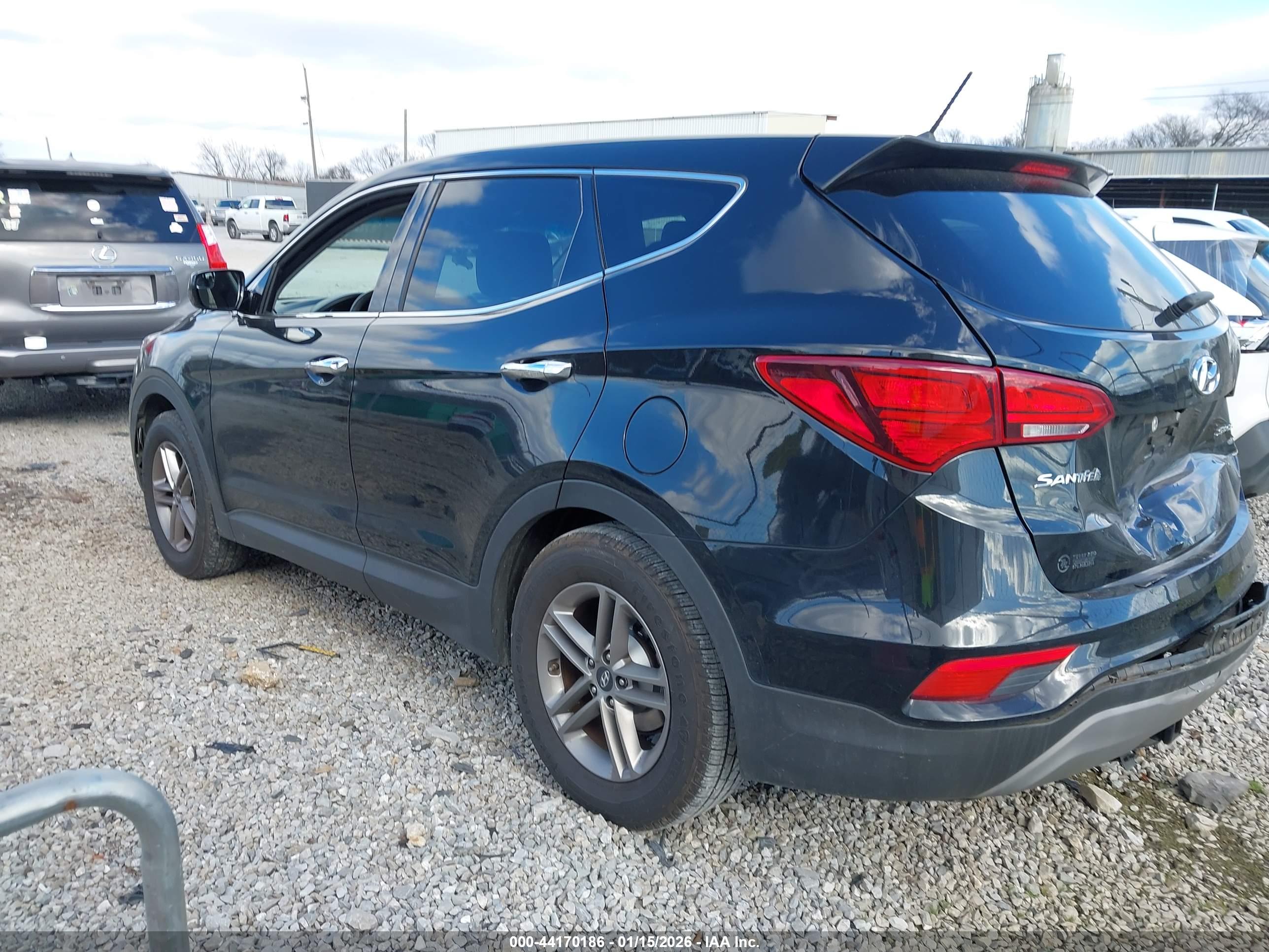 HYUNDAI SANTA image 3
