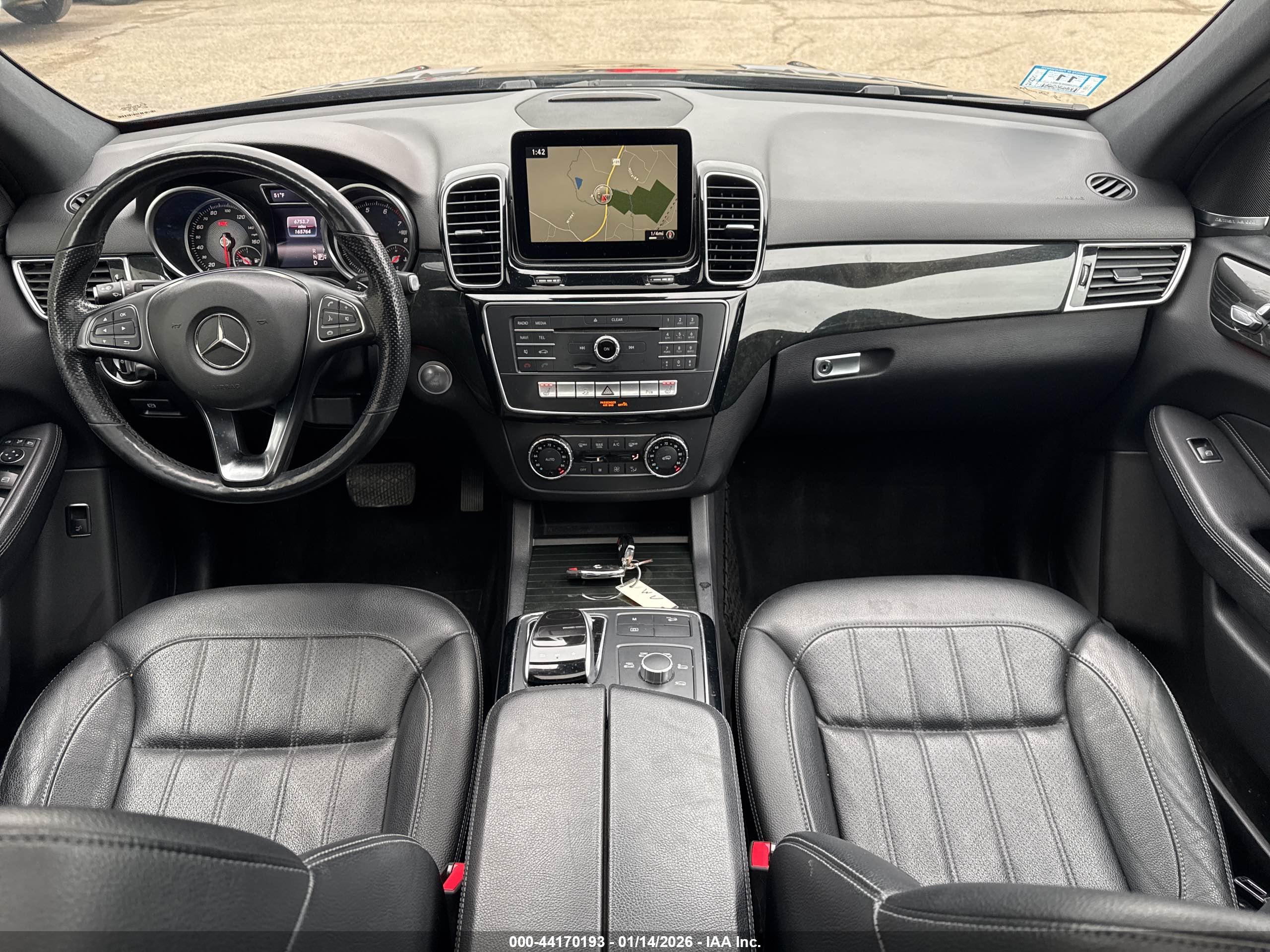 MERCEDES-BENZ GLE image 6