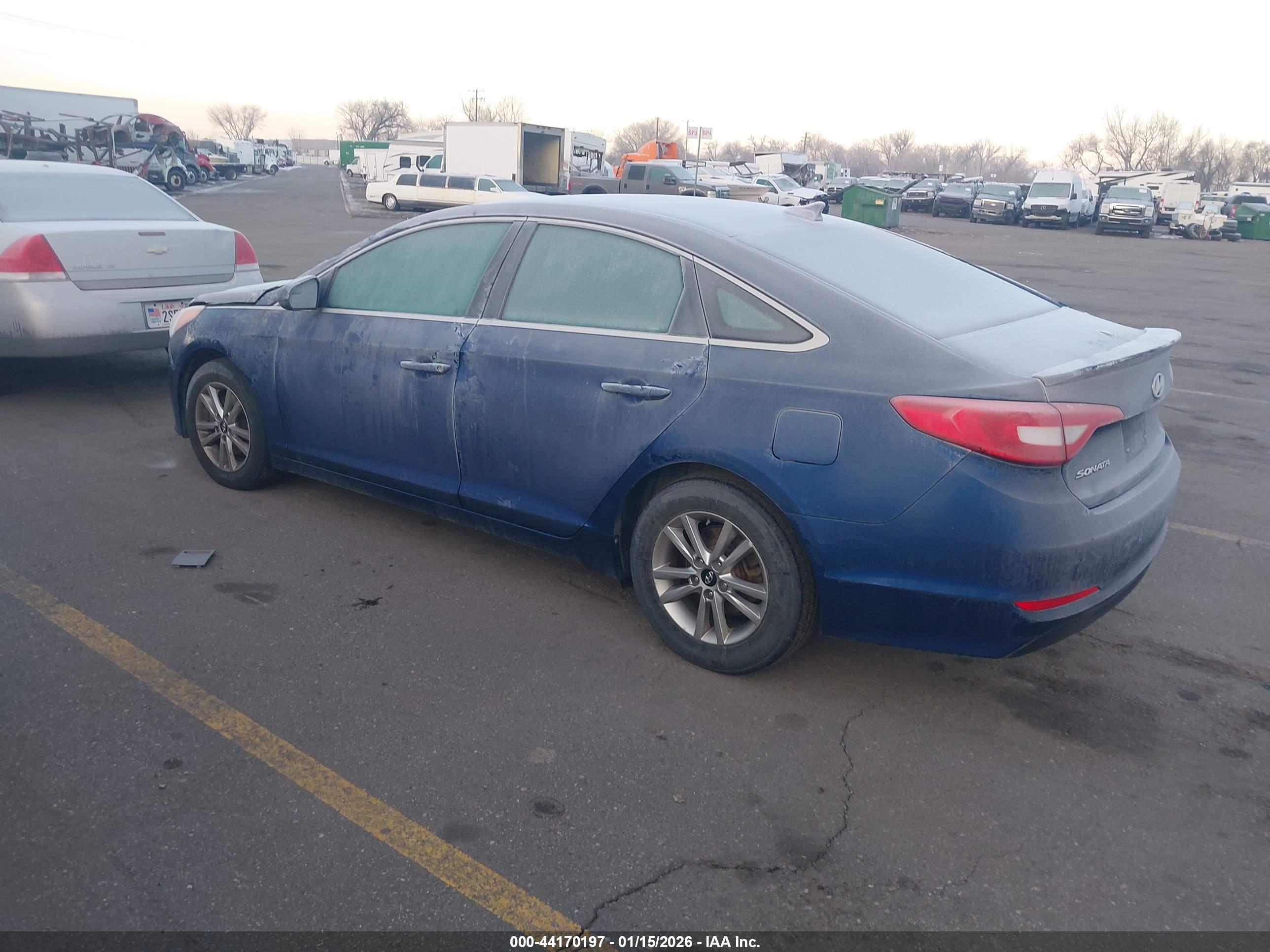 HYUNDAI SONATA image 3