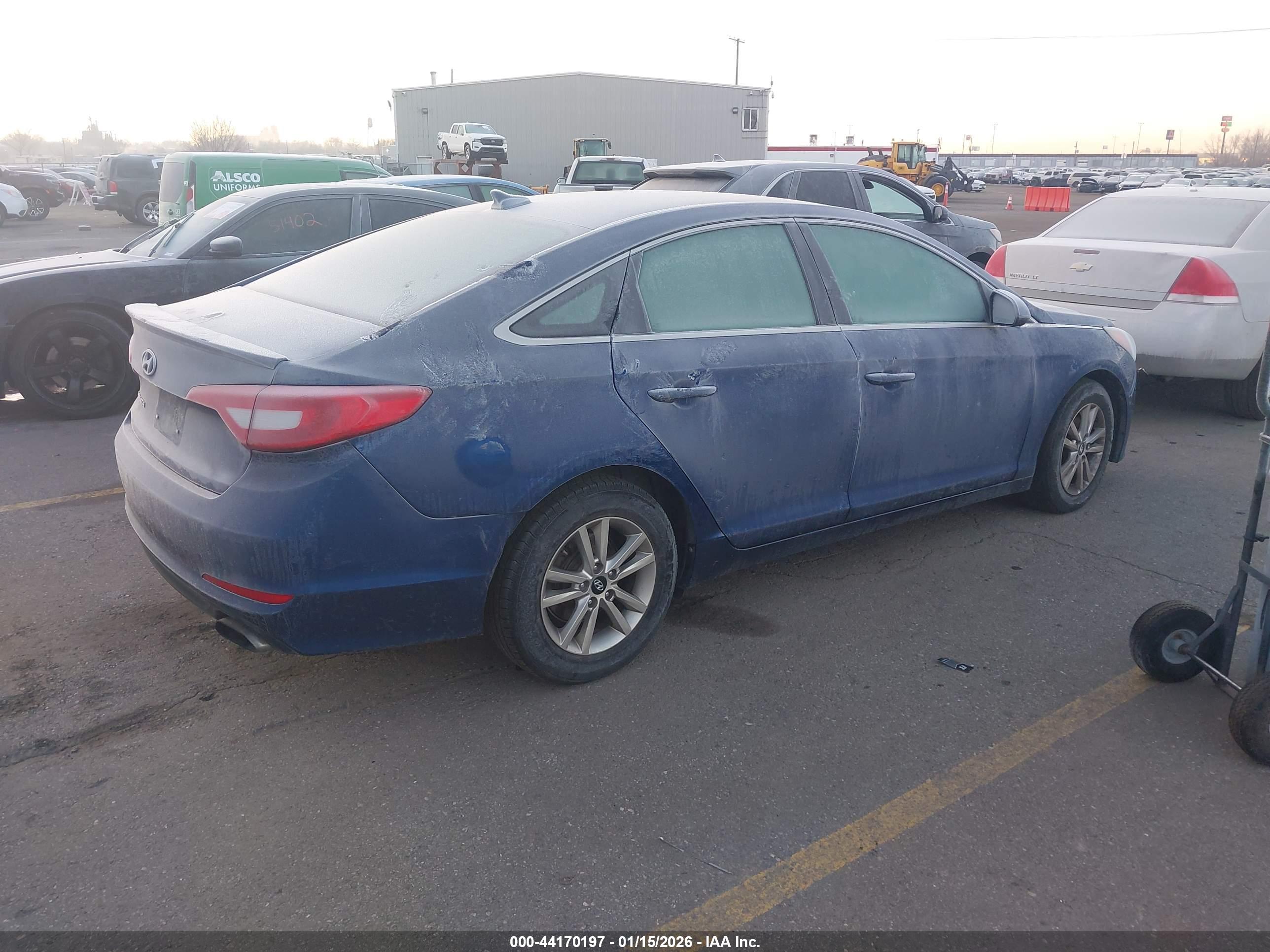 HYUNDAI SONATA image 4