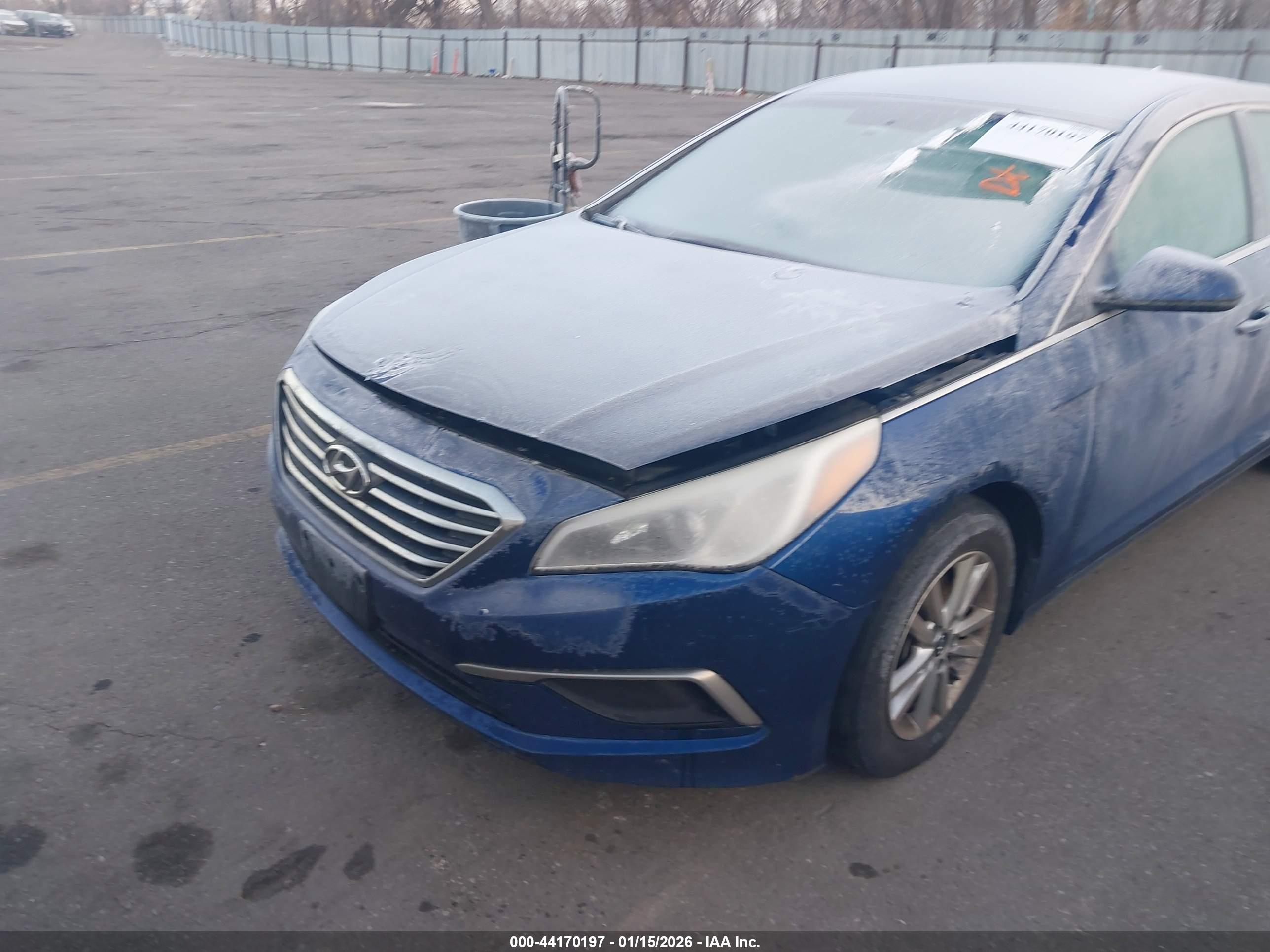 HYUNDAI SONATA image 6