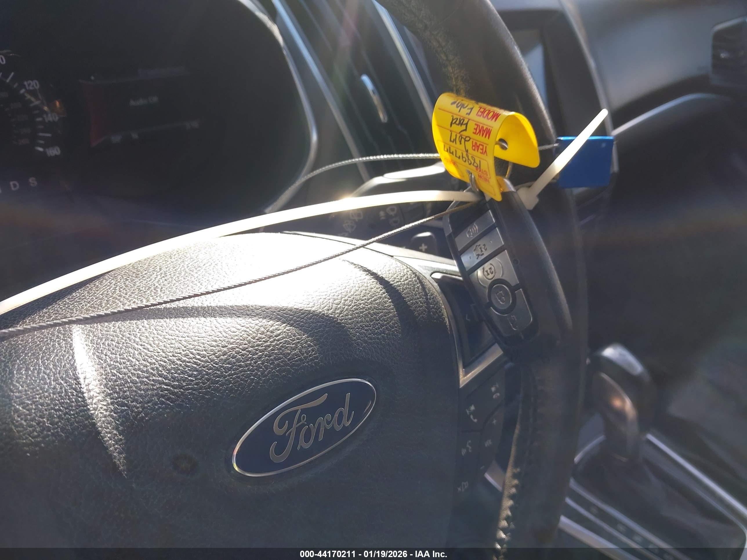 FORD EDGE image 11