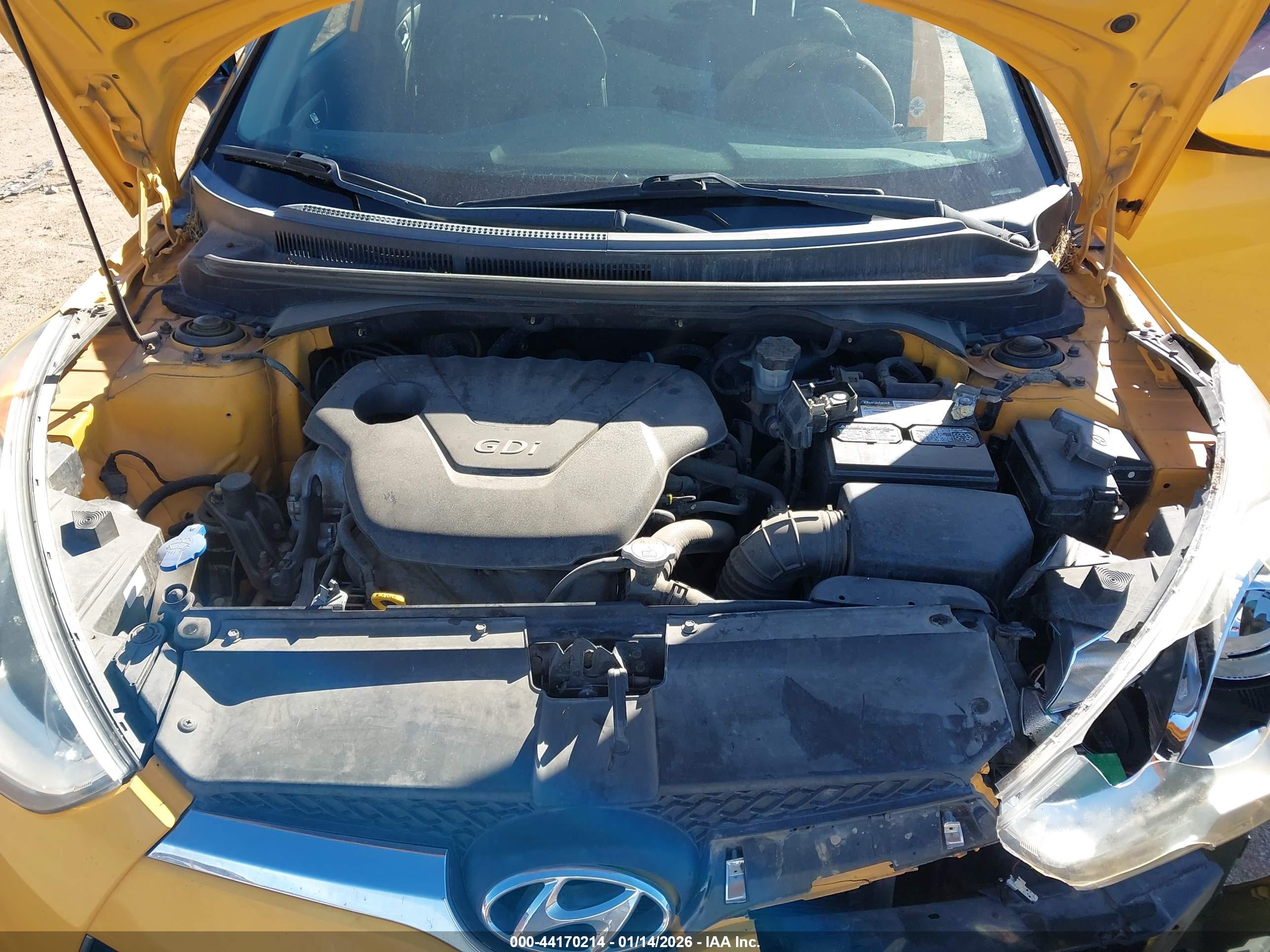 HYUNDAI VELOSTER image 10