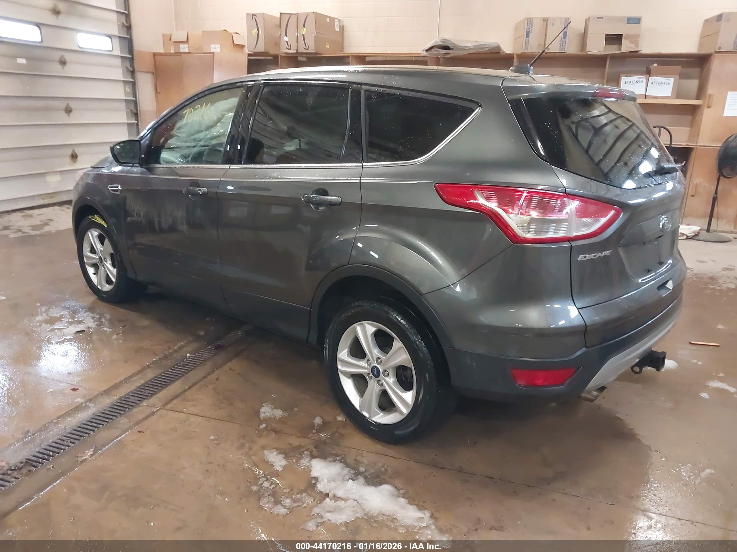 FORD ESCAPE image 3