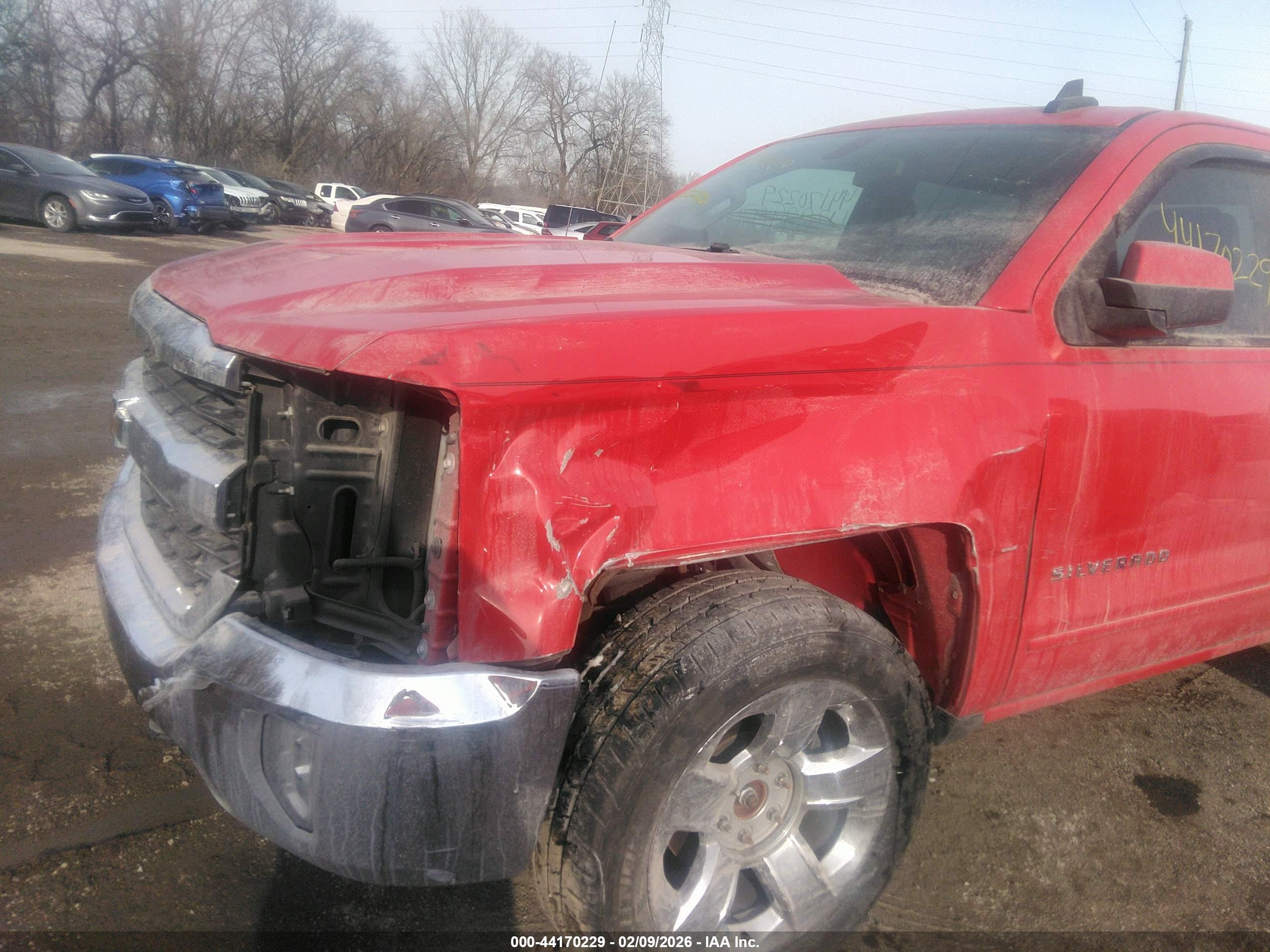 CHEVROLET SILVERADO image 6