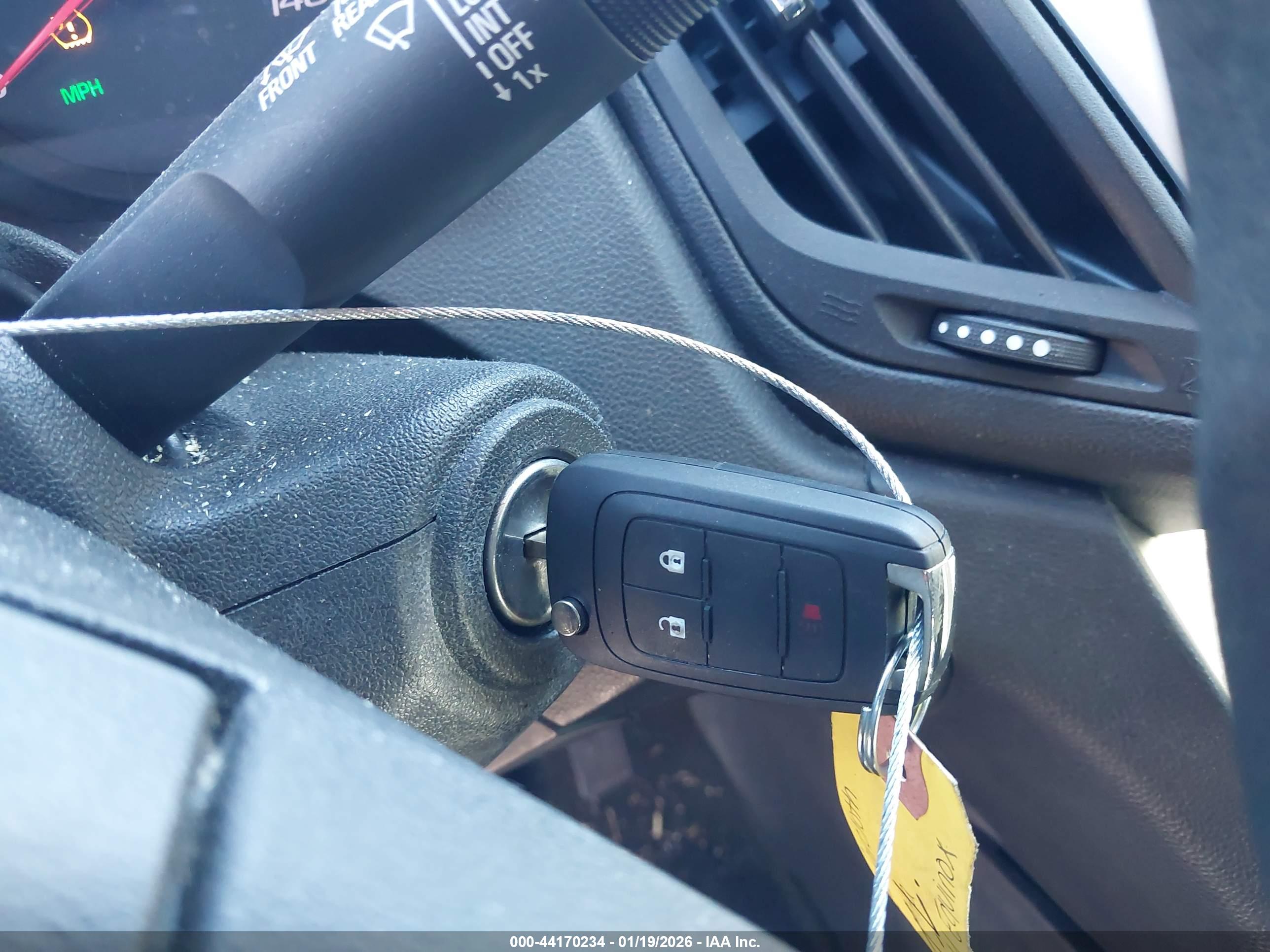 CHEVROLET EQUINOX image 11
