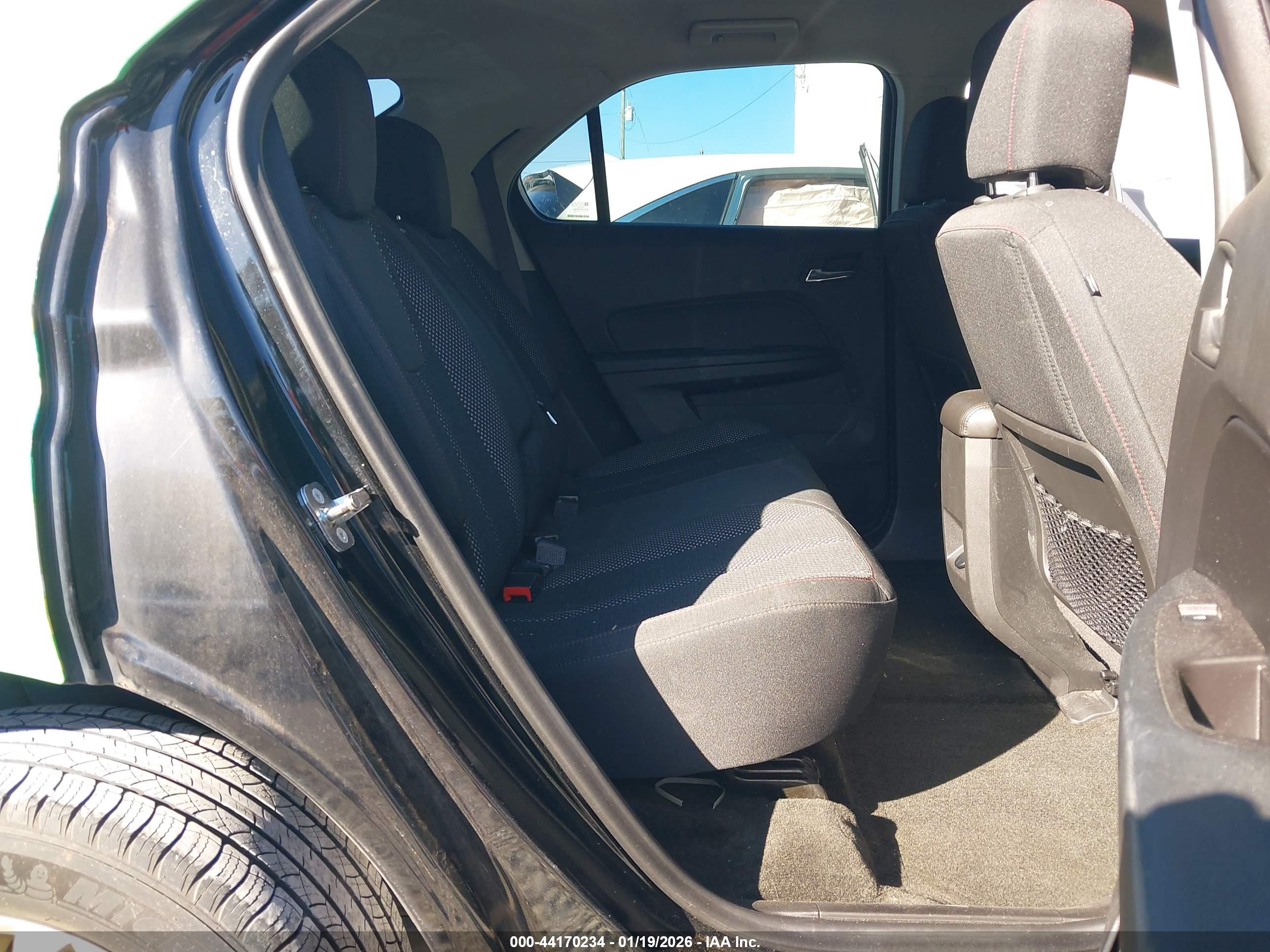 CHEVROLET EQUINOX image 8