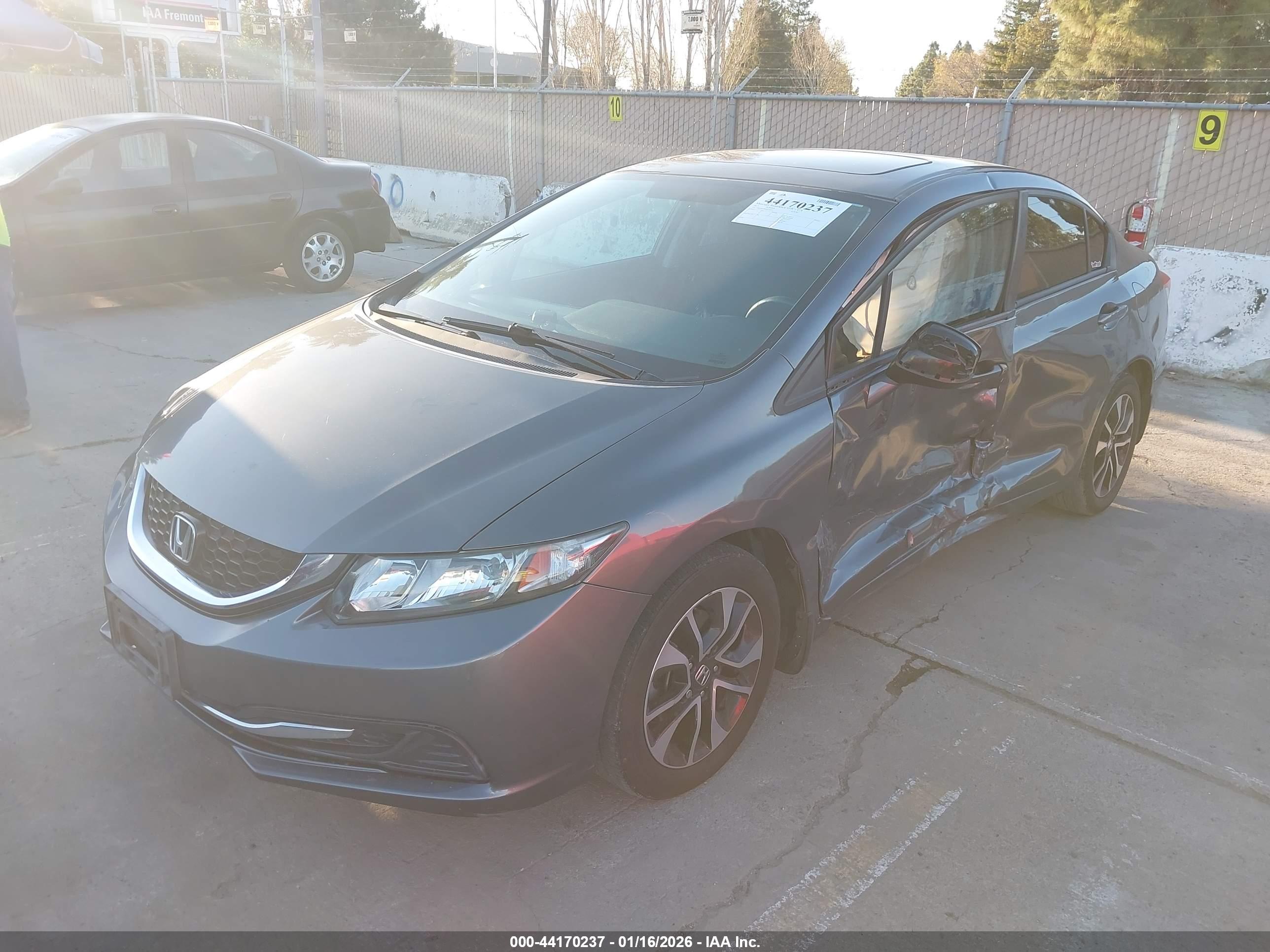 HONDA CIVIC image 2