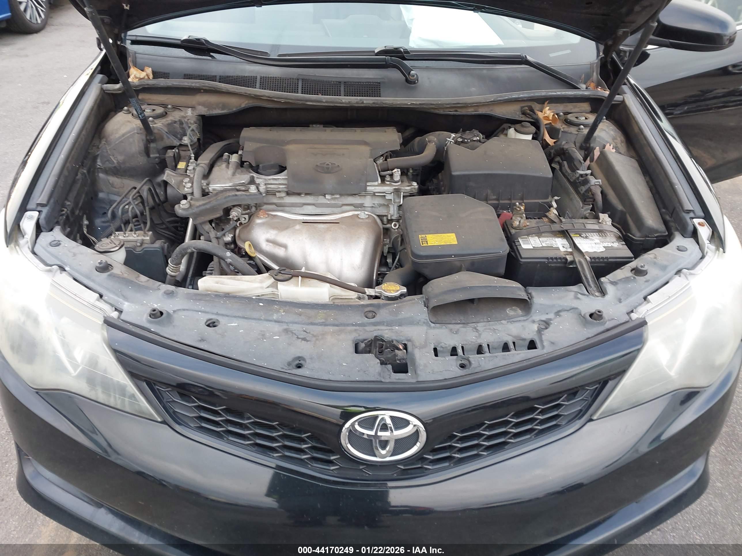 TOYOTA CAMRY image 10