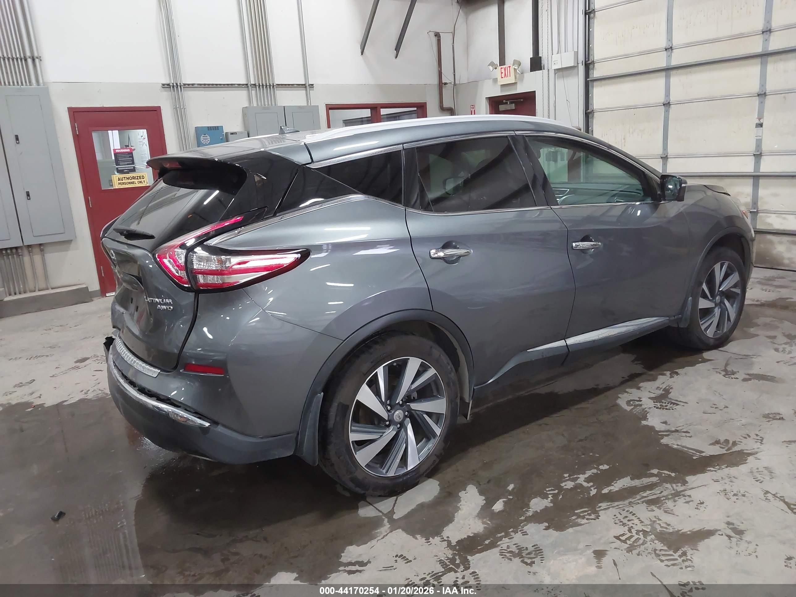 NISSAN MURANO image 4
