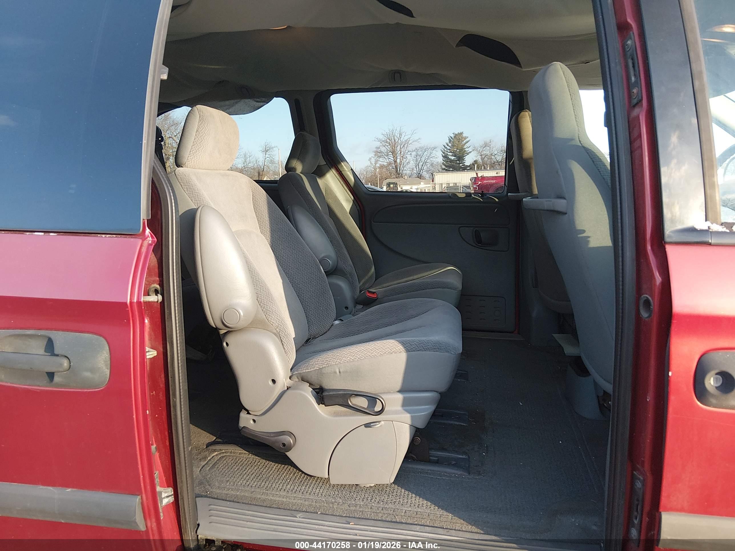DODGE GRAND image 8