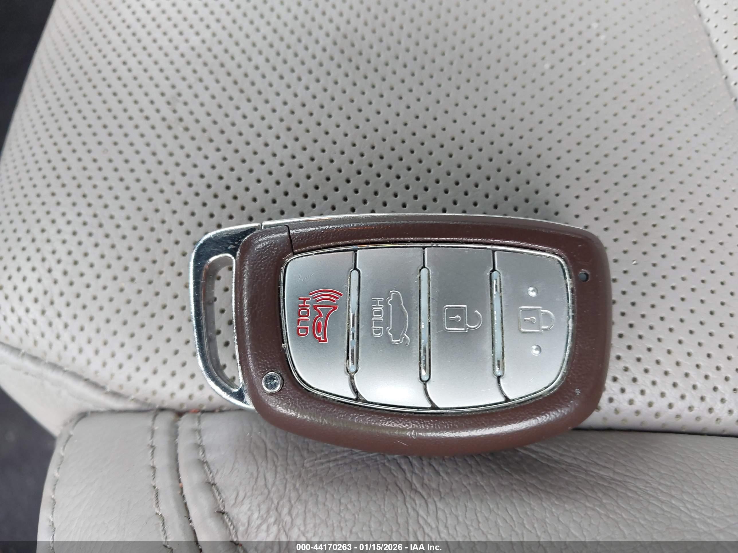 HYUNDAI SONATA image 11