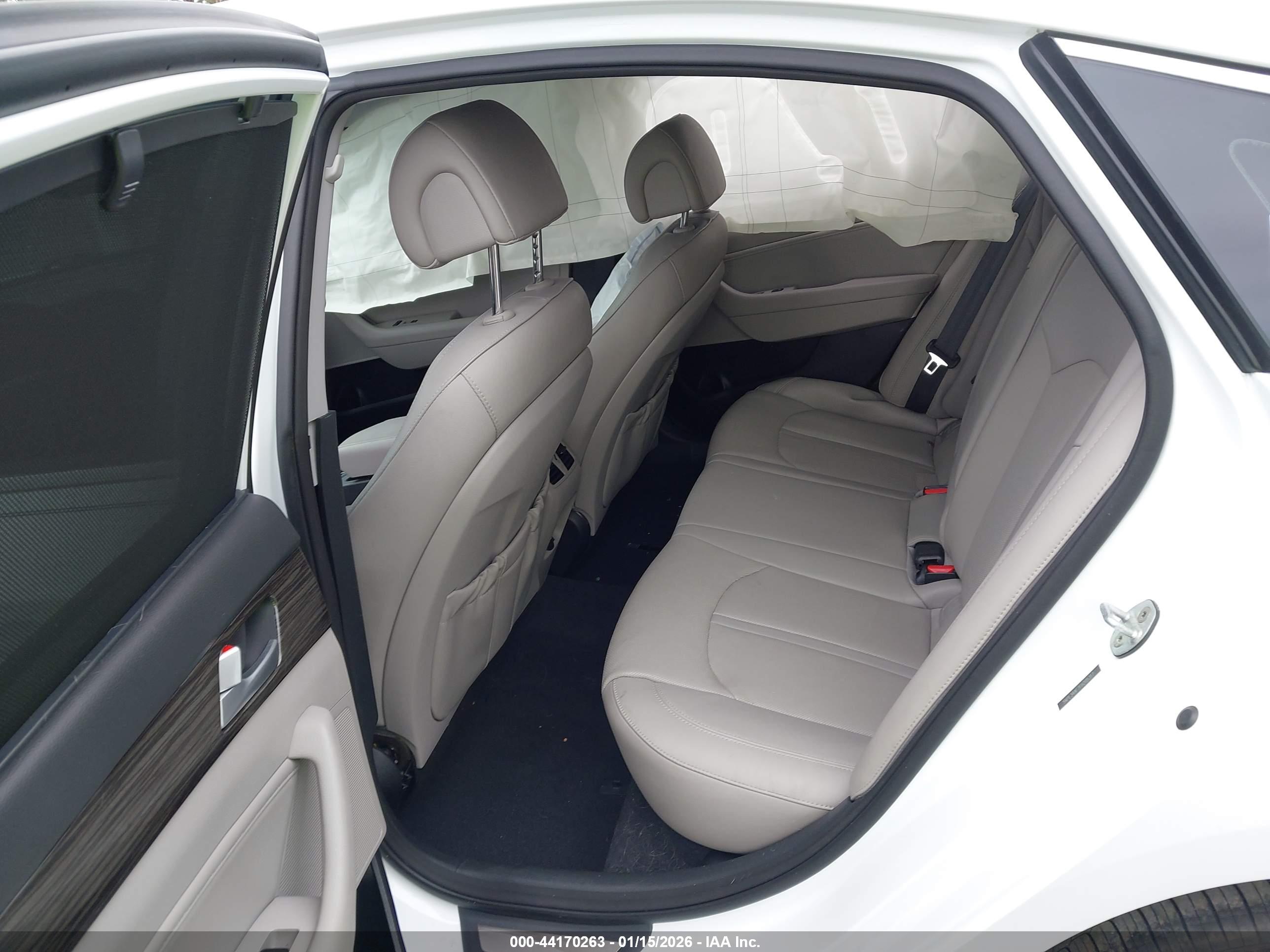 HYUNDAI SONATA image 8