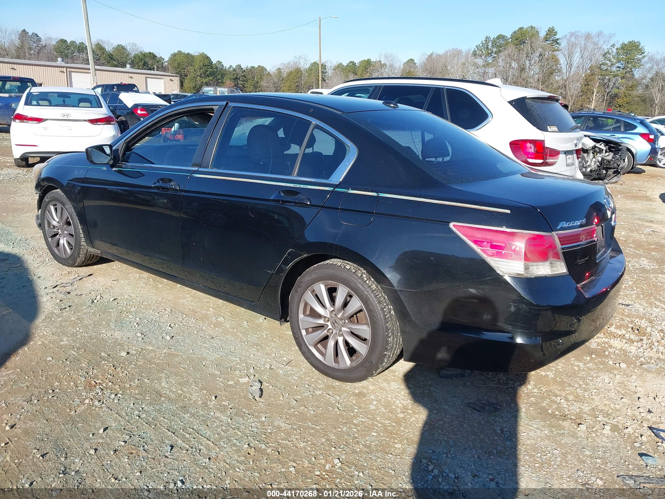 HONDA ACCORD image 3