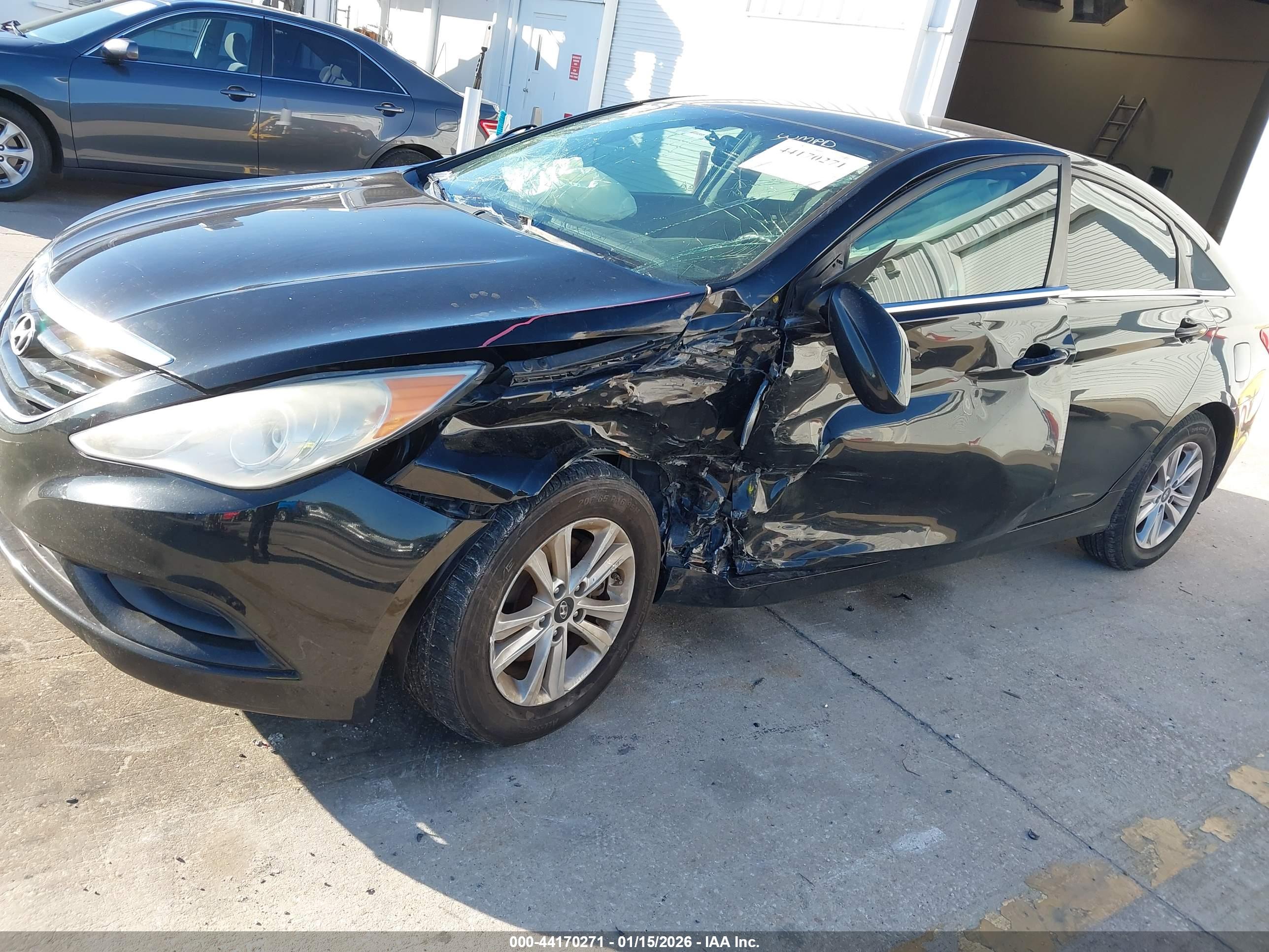 HYUNDAI SONATA image 6