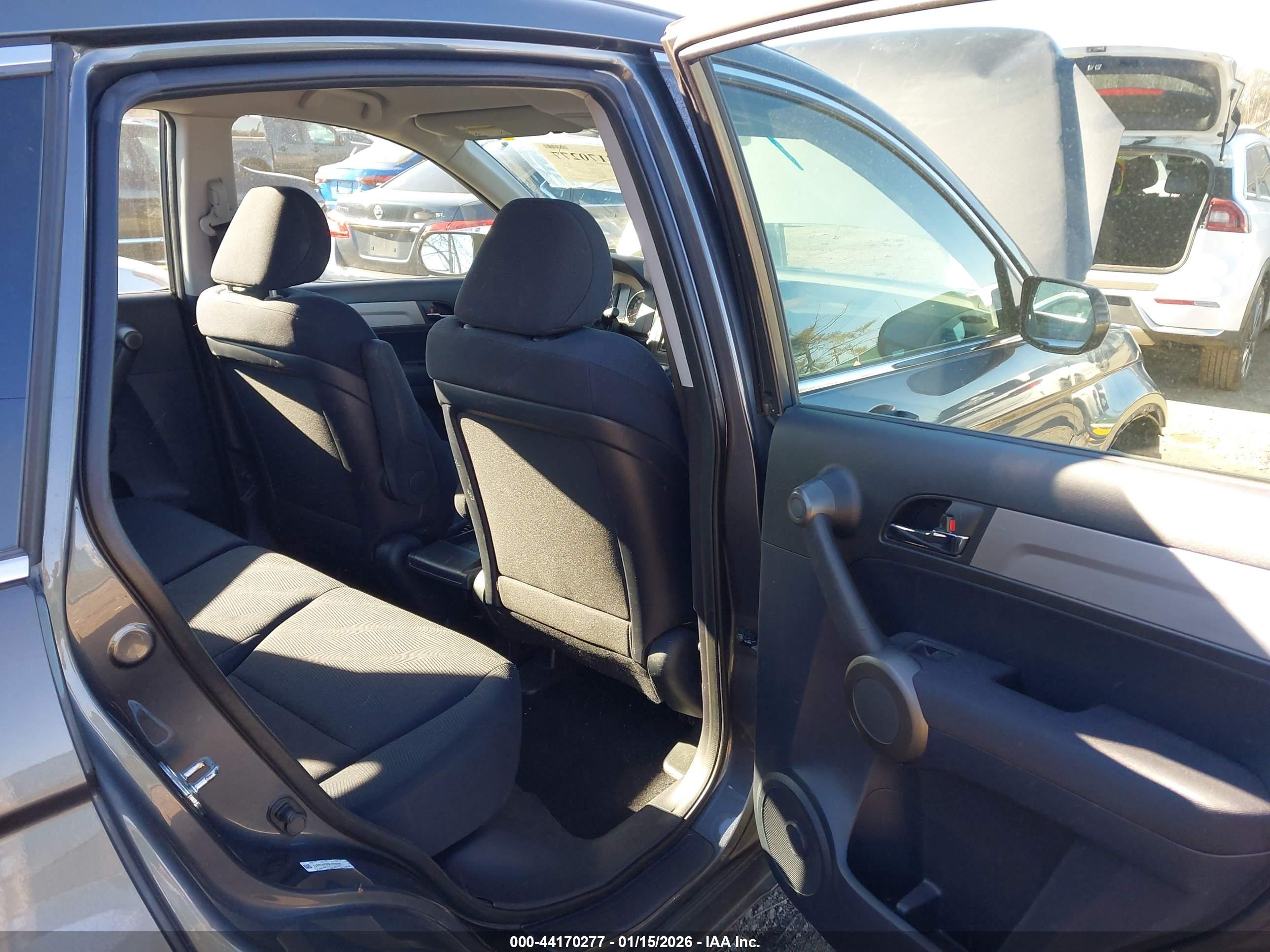 HONDA CR-V image 8
