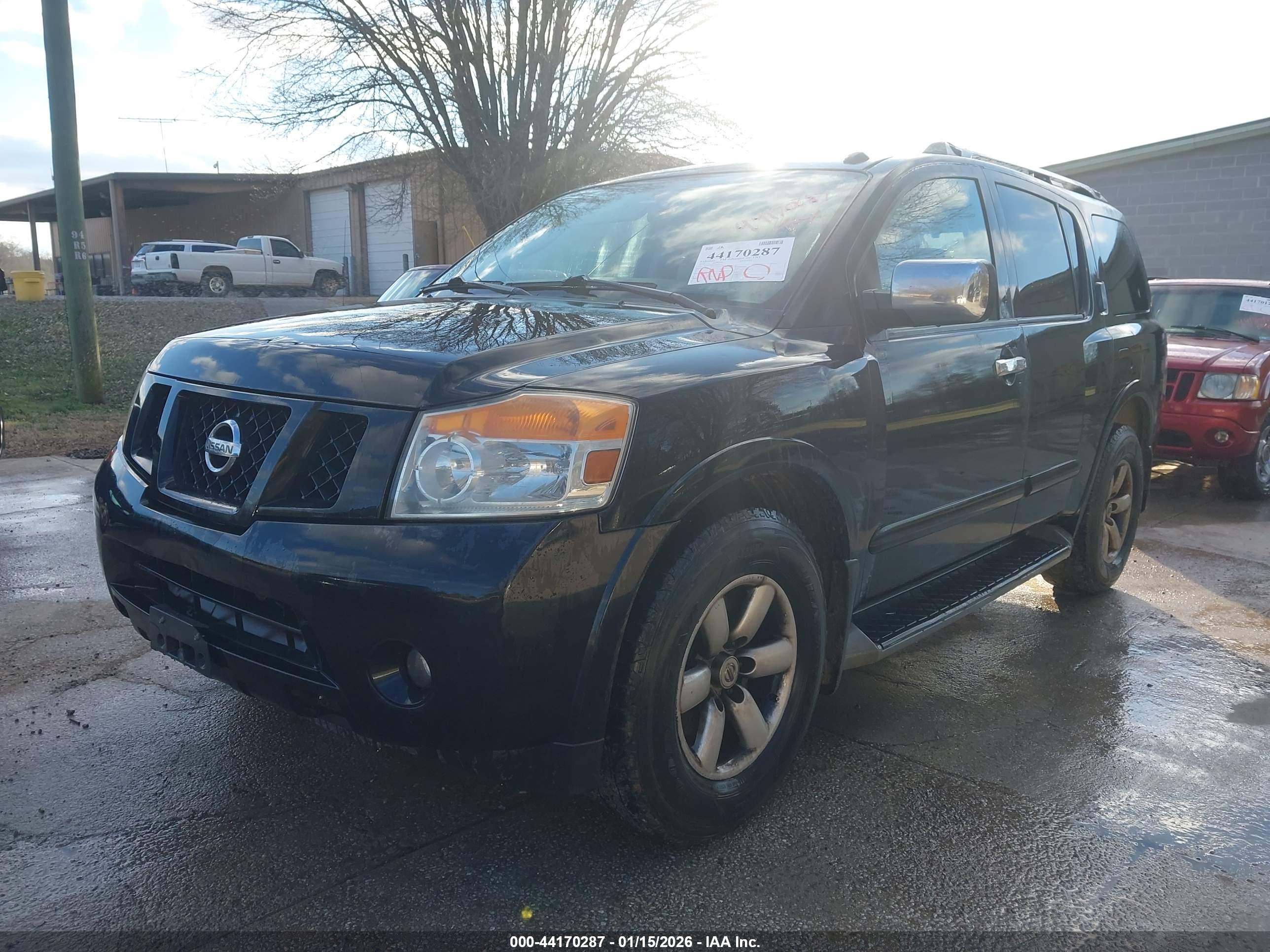 NISSAN ARMADA image 2