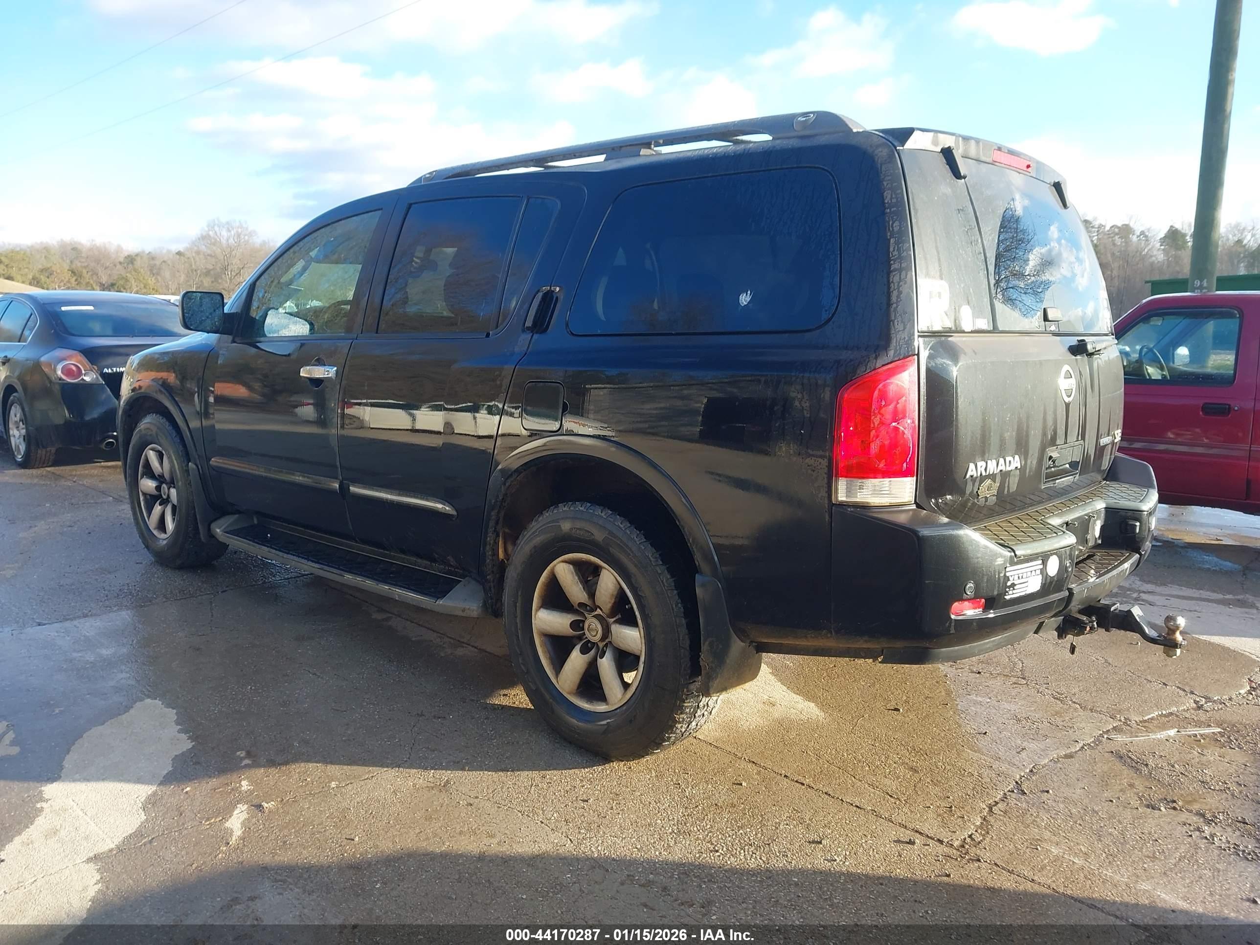 NISSAN ARMADA image 3