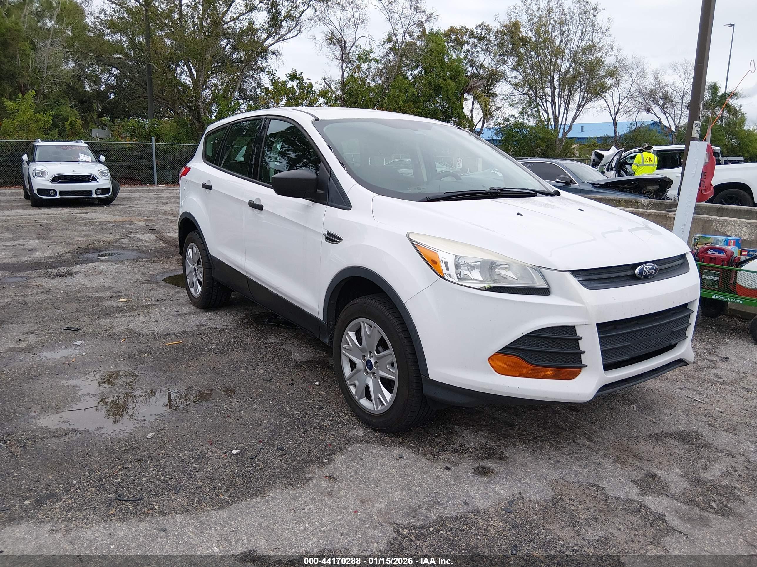 FORD ESCAPE image 6