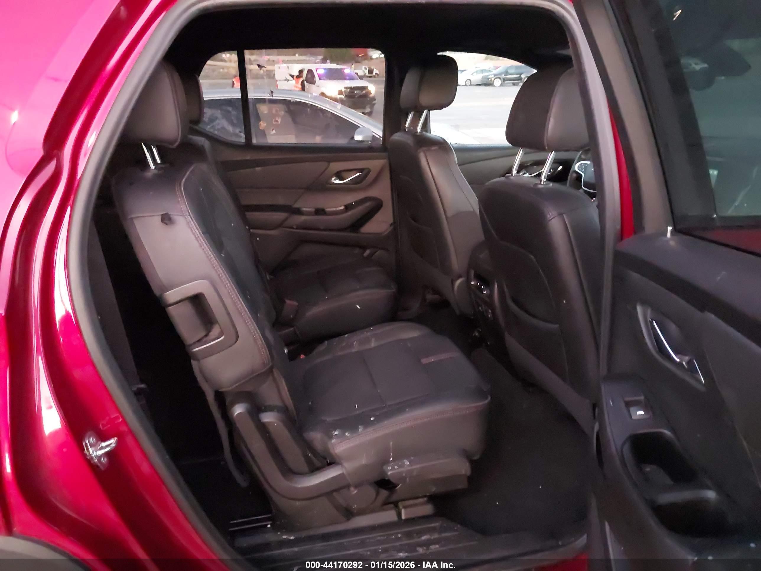 CHEVROLET TRAVERSE image 8