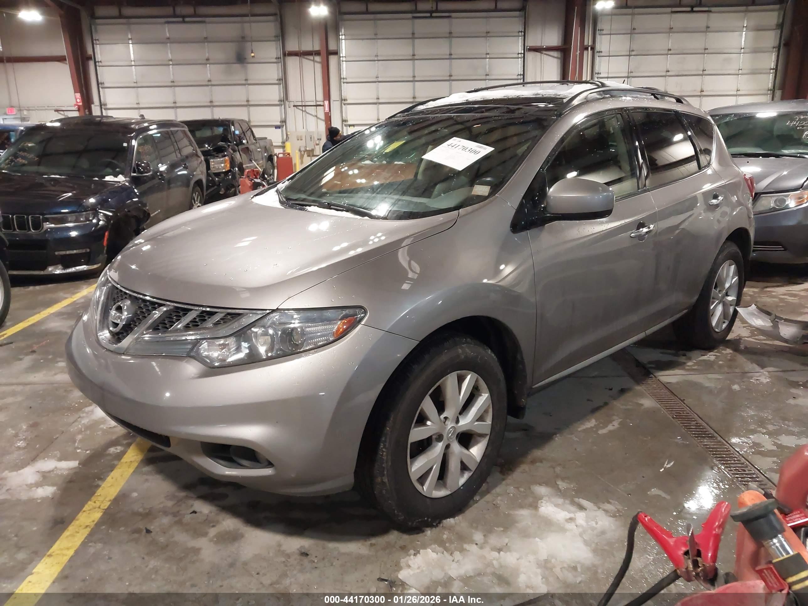 NISSAN MURANO image 2
