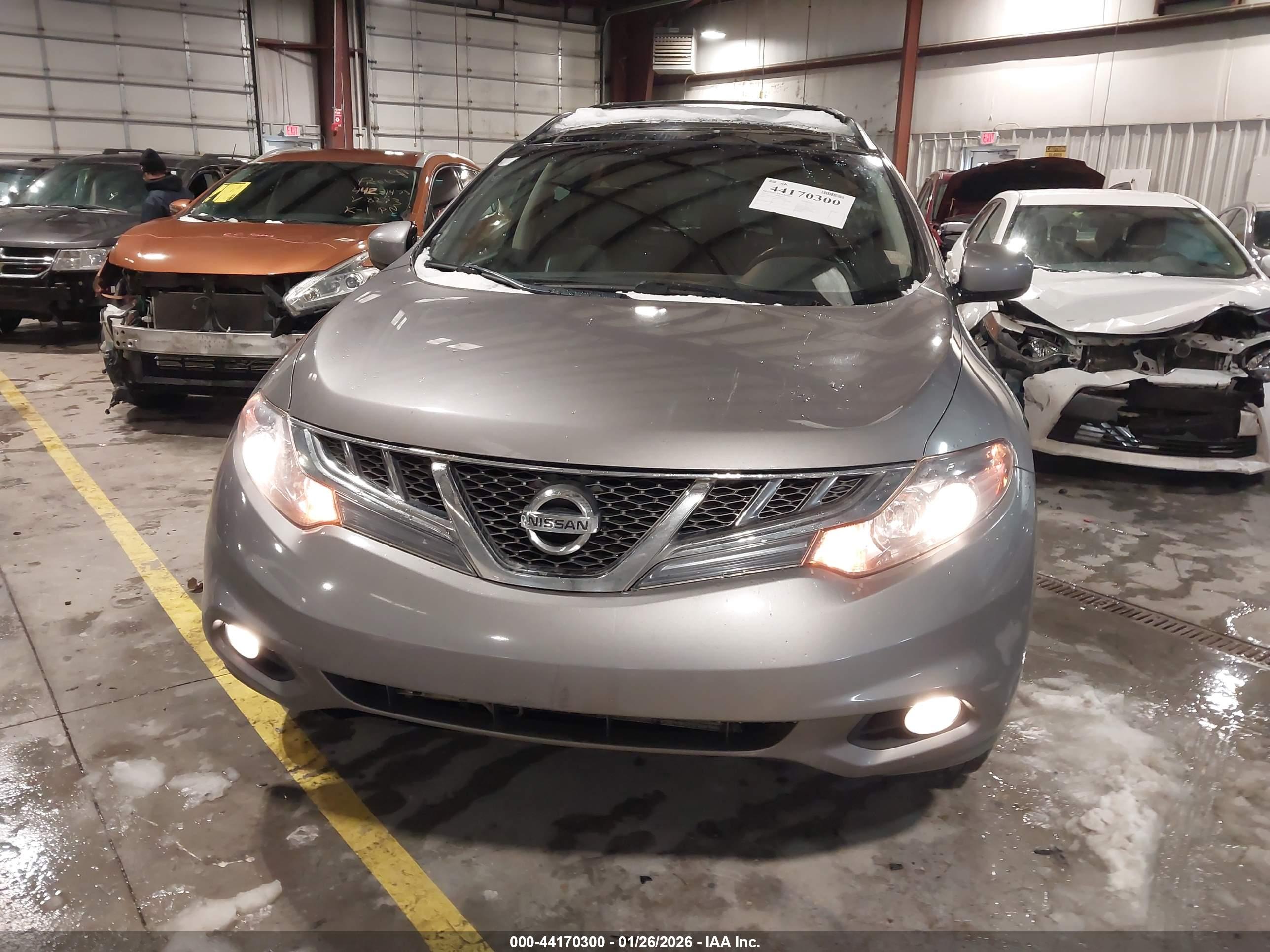 NISSAN MURANO image 6