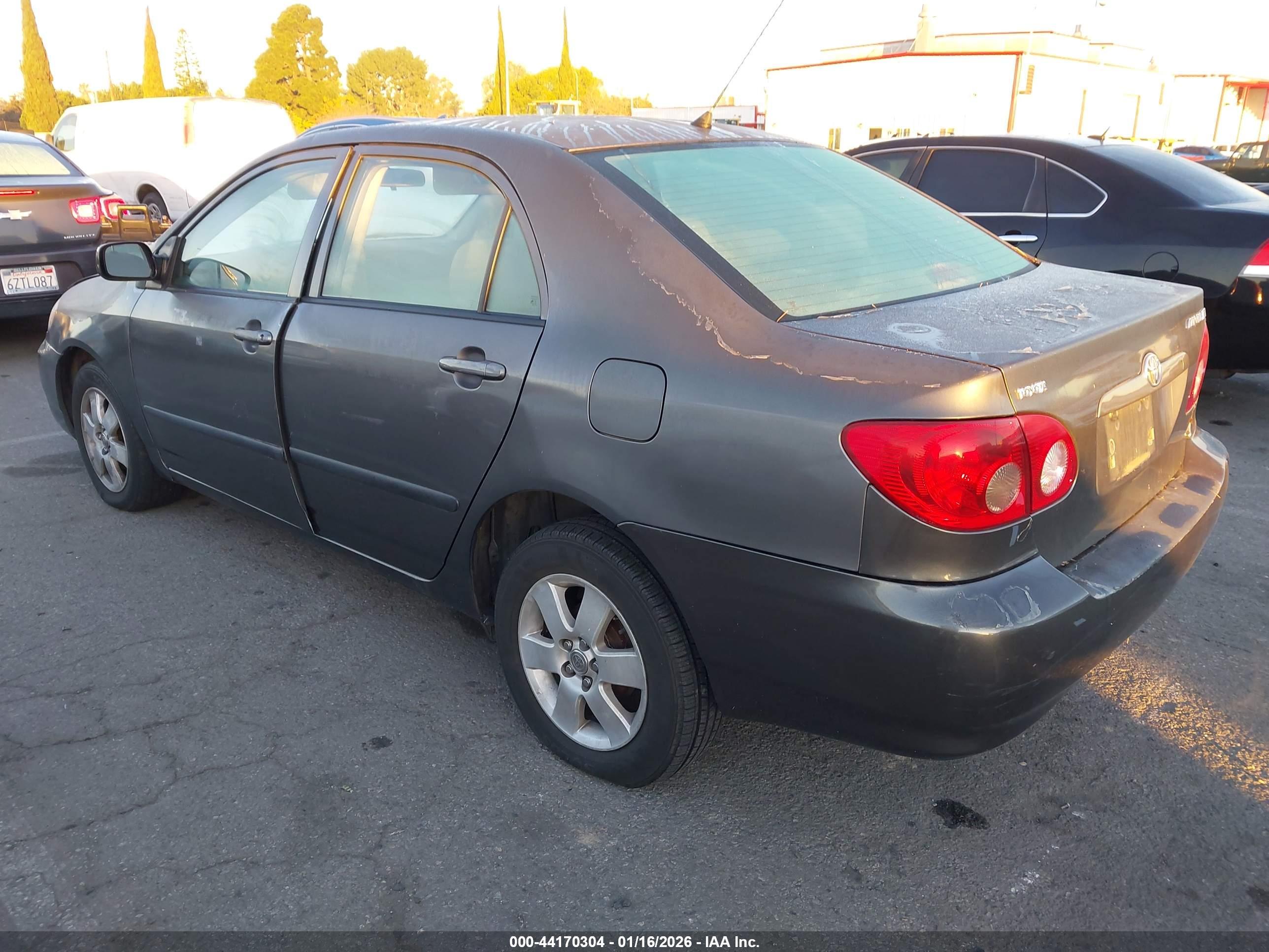 TOYOTA COROLLA image 3
