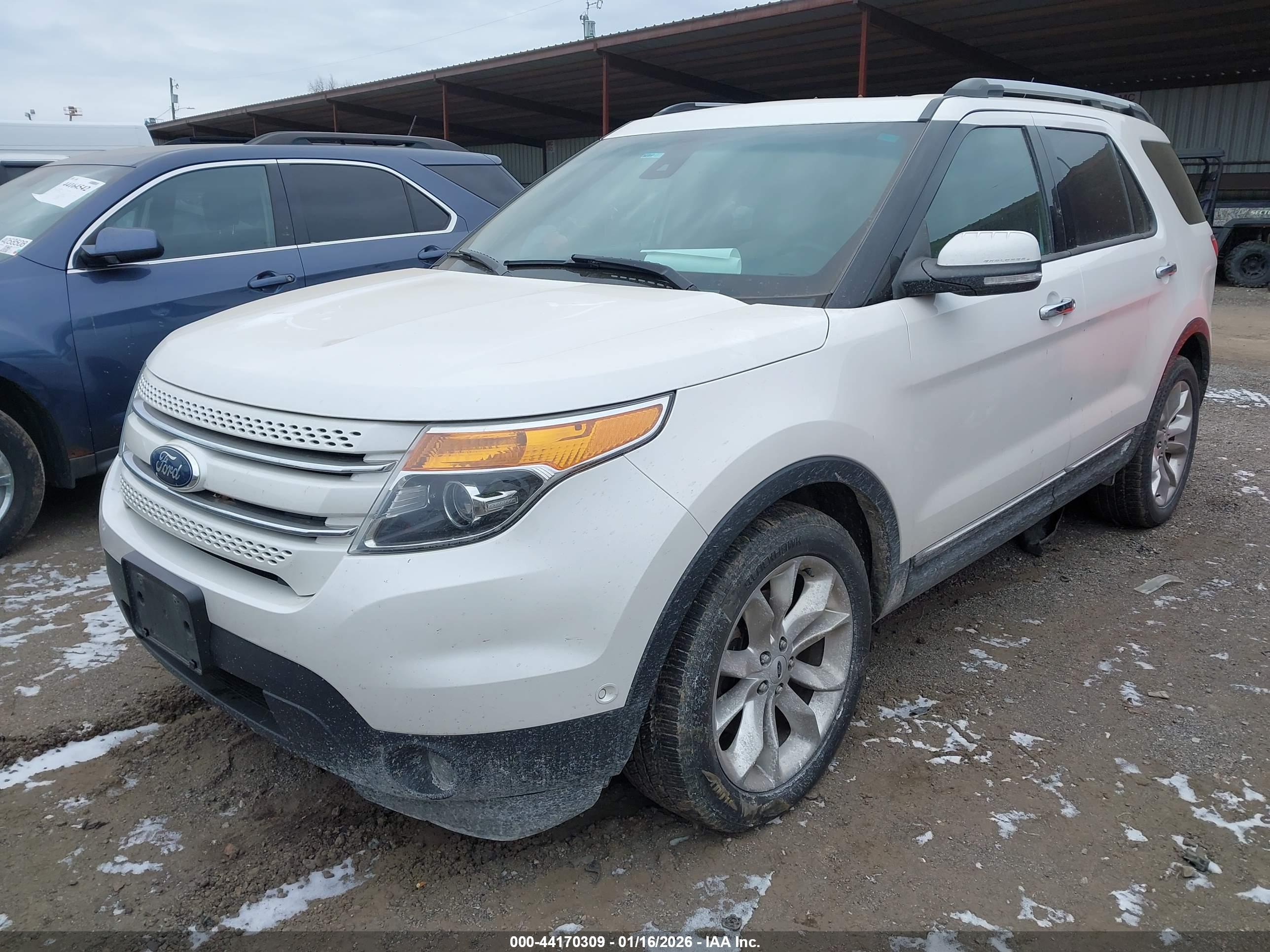 FORD EXPLORER image 2