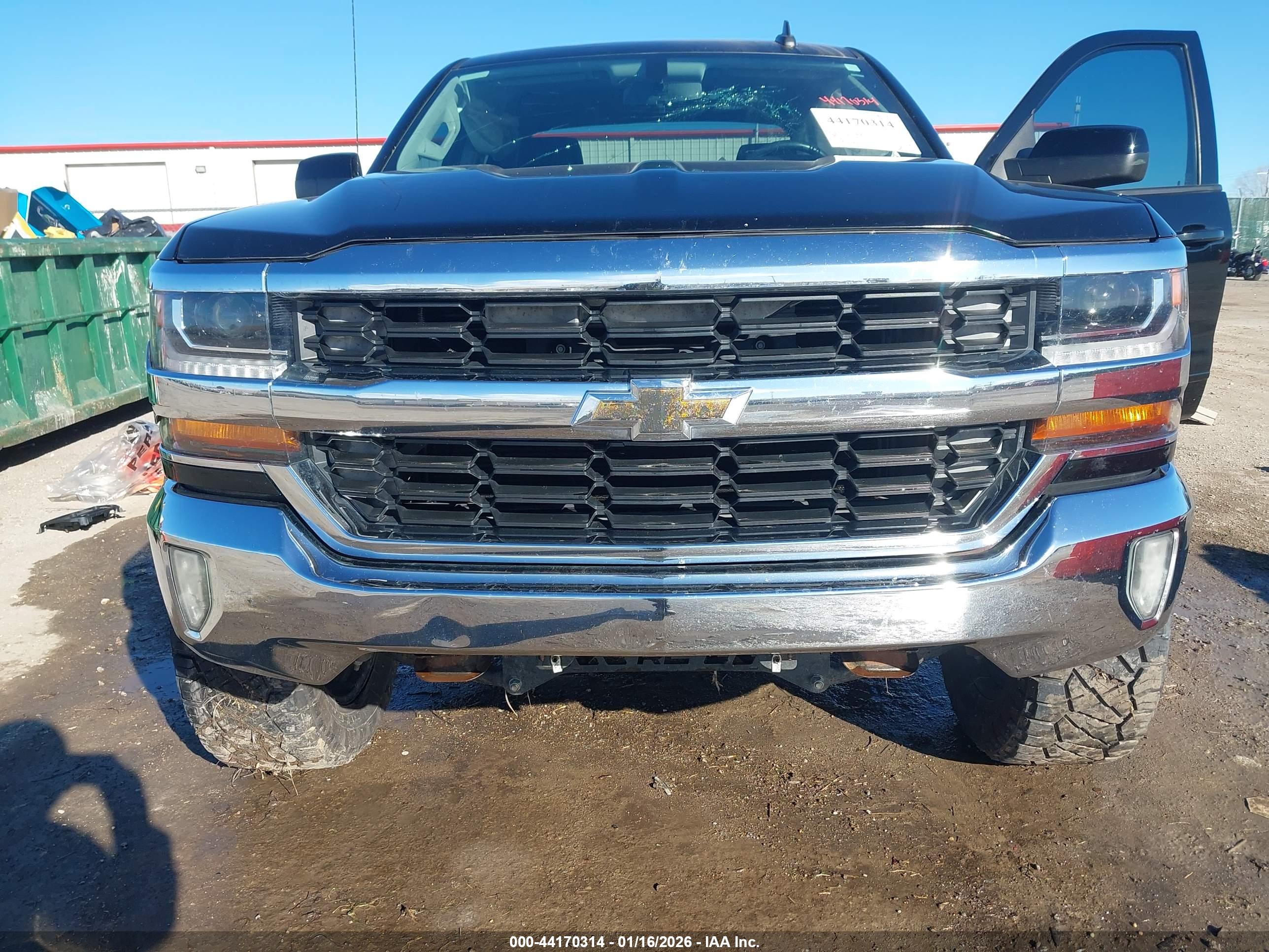 CHEVROLET SILVERADO image 6