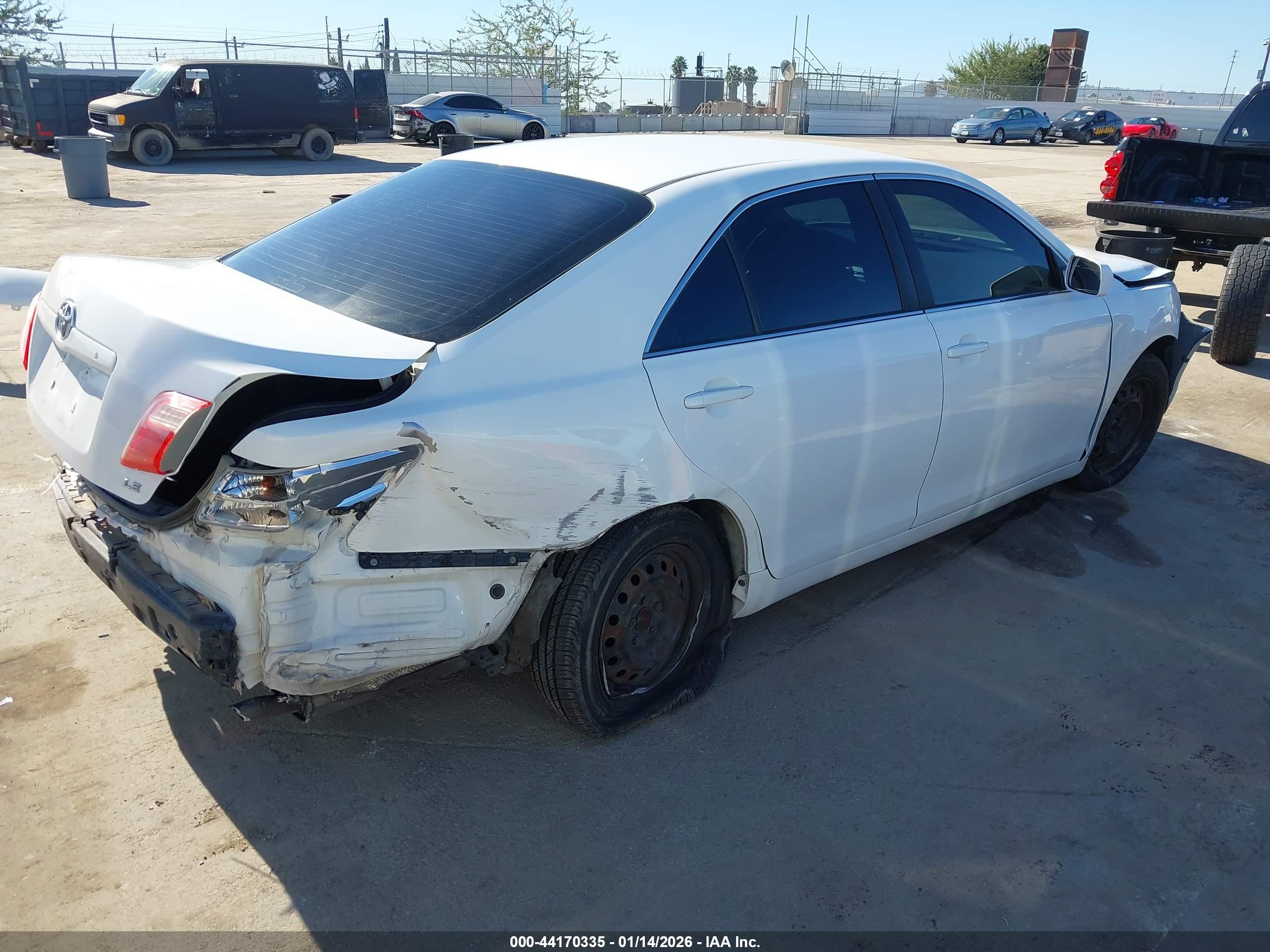 TOYOTA CAMRY image 4