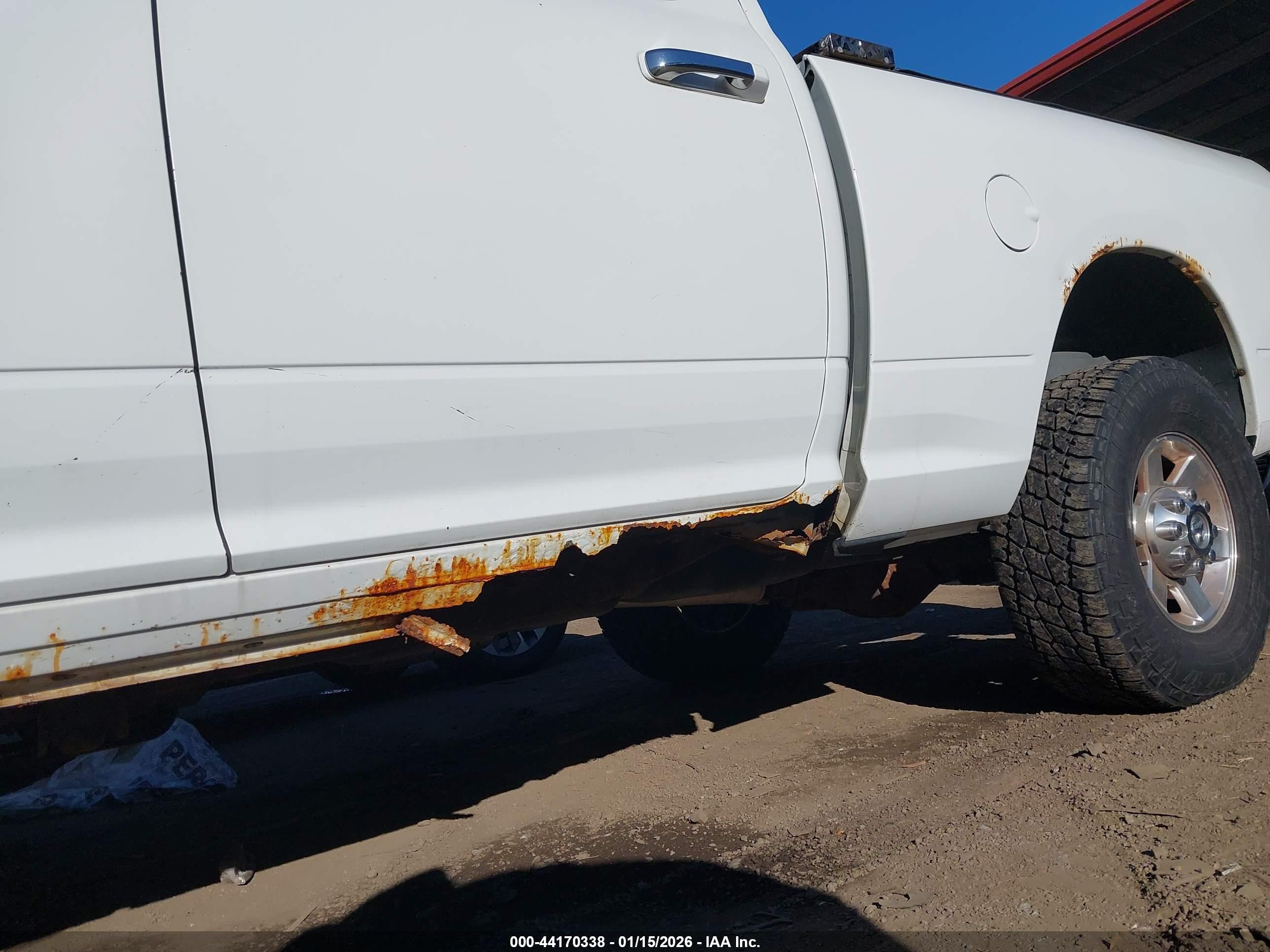 DODGE RAM image 6
