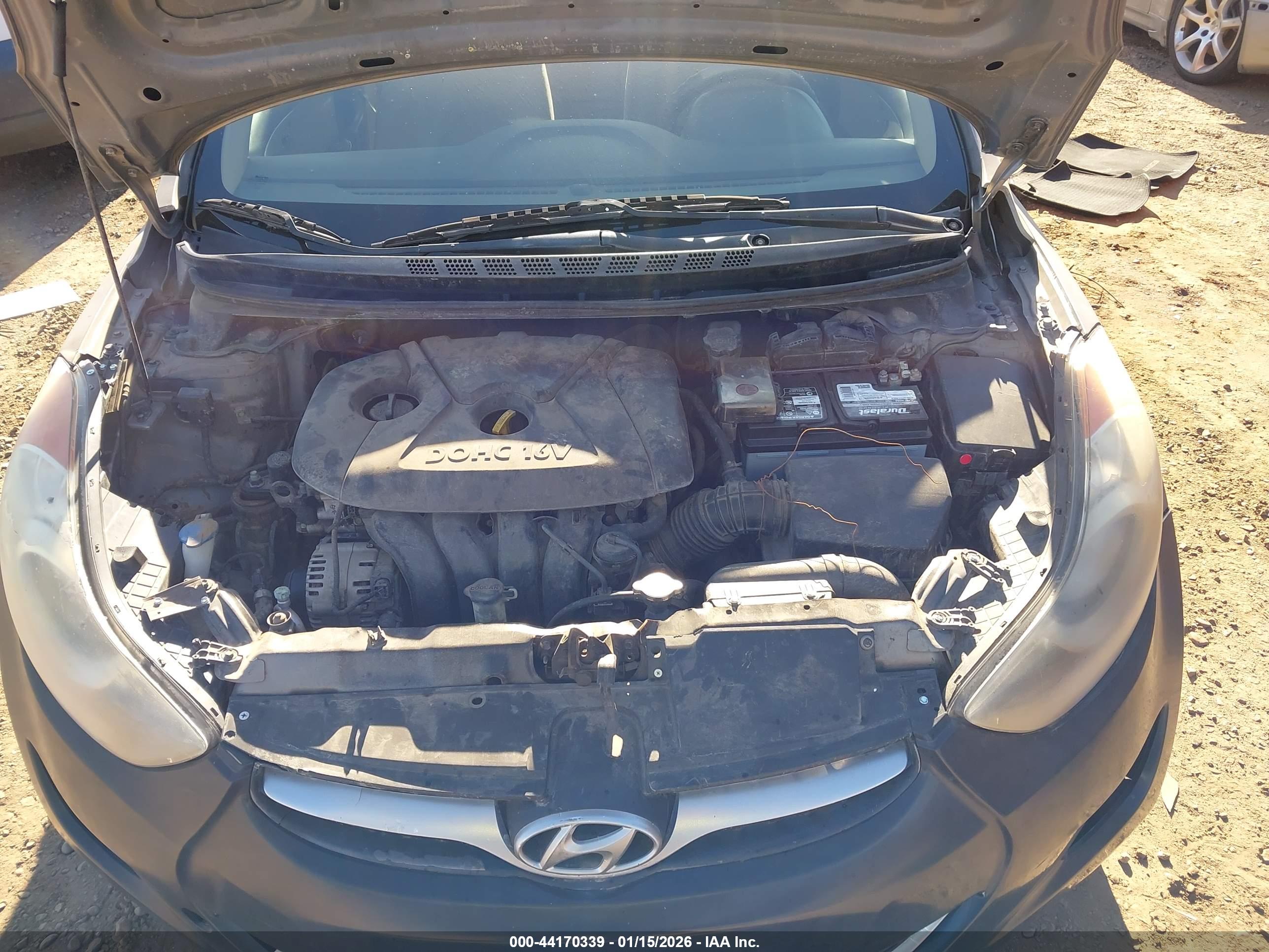 HYUNDAI ELANTRA image 10