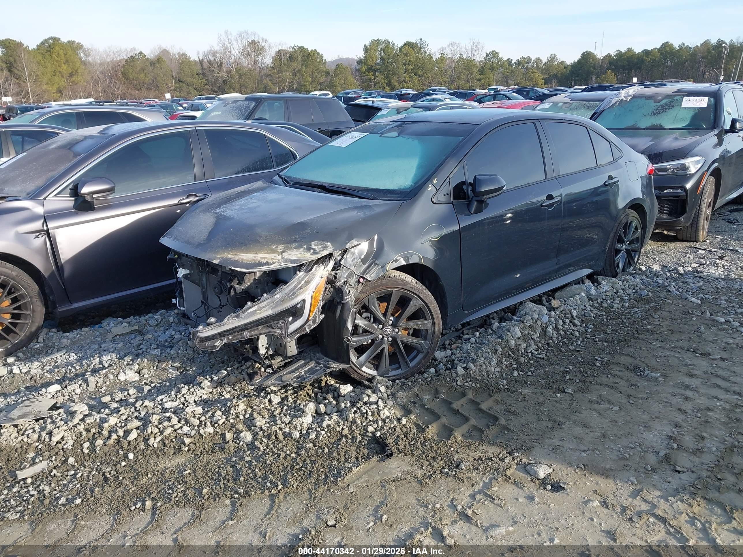 TOYOTA COROLLA image 2