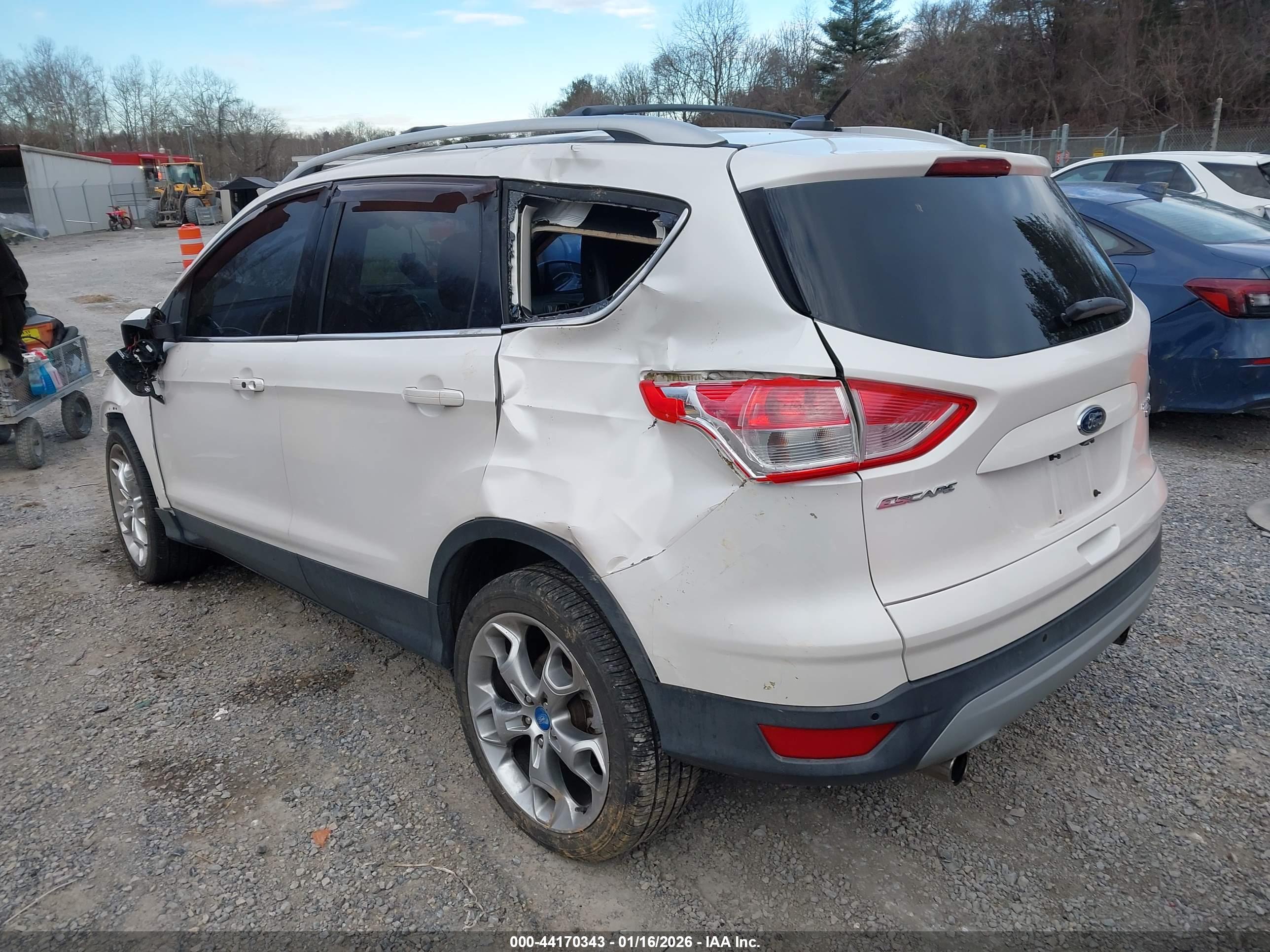 FORD ESCAPE image 3