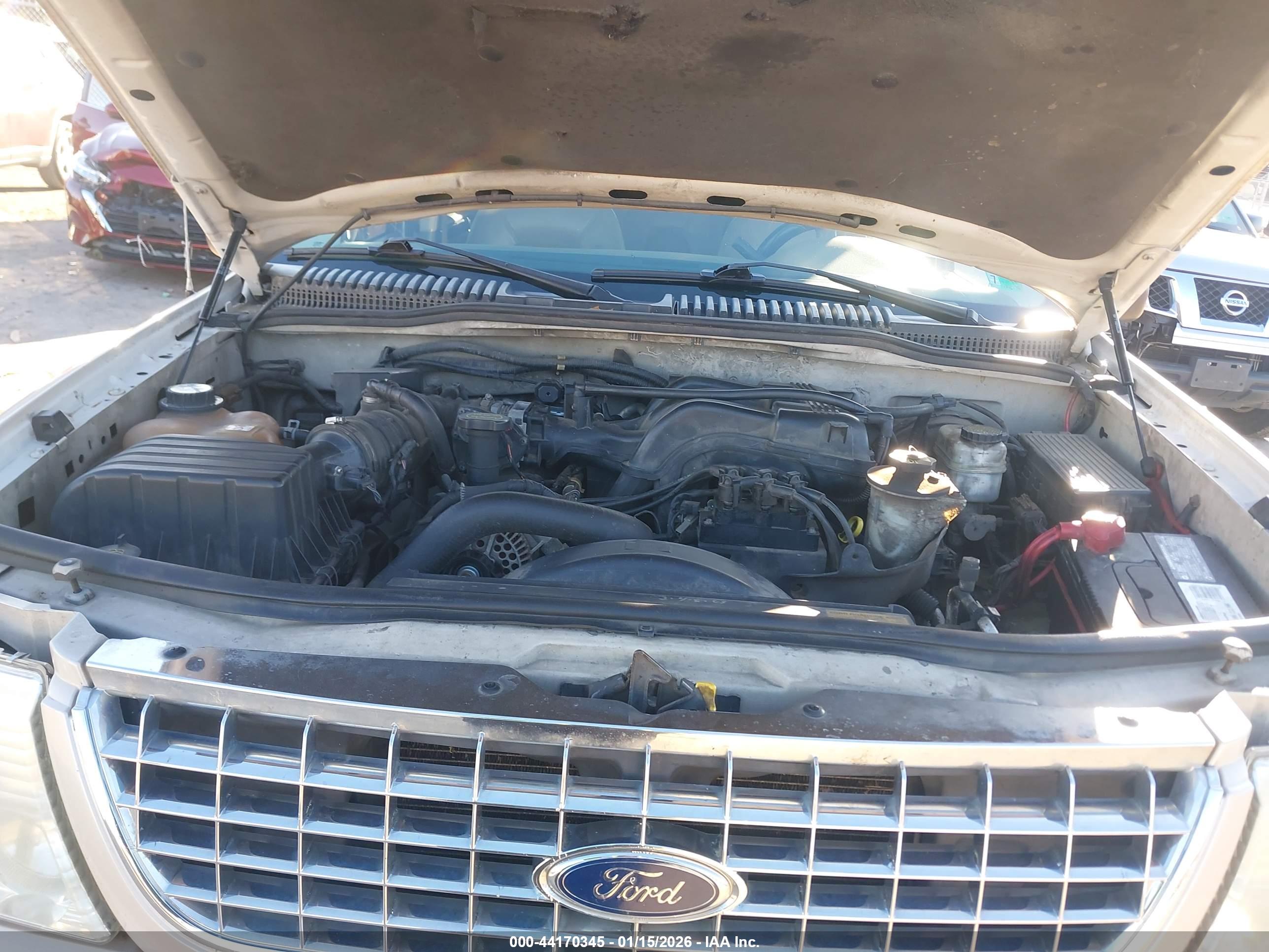 FORD EXPLORER image 10