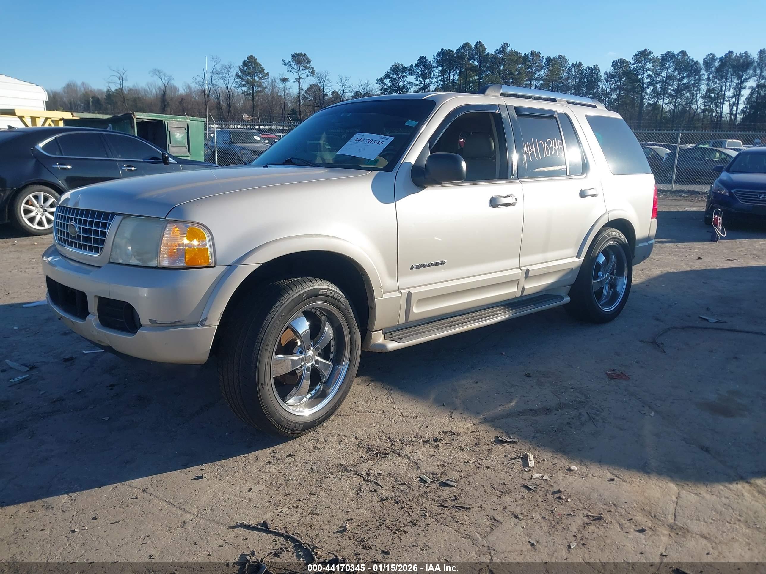FORD EXPLORER image 2