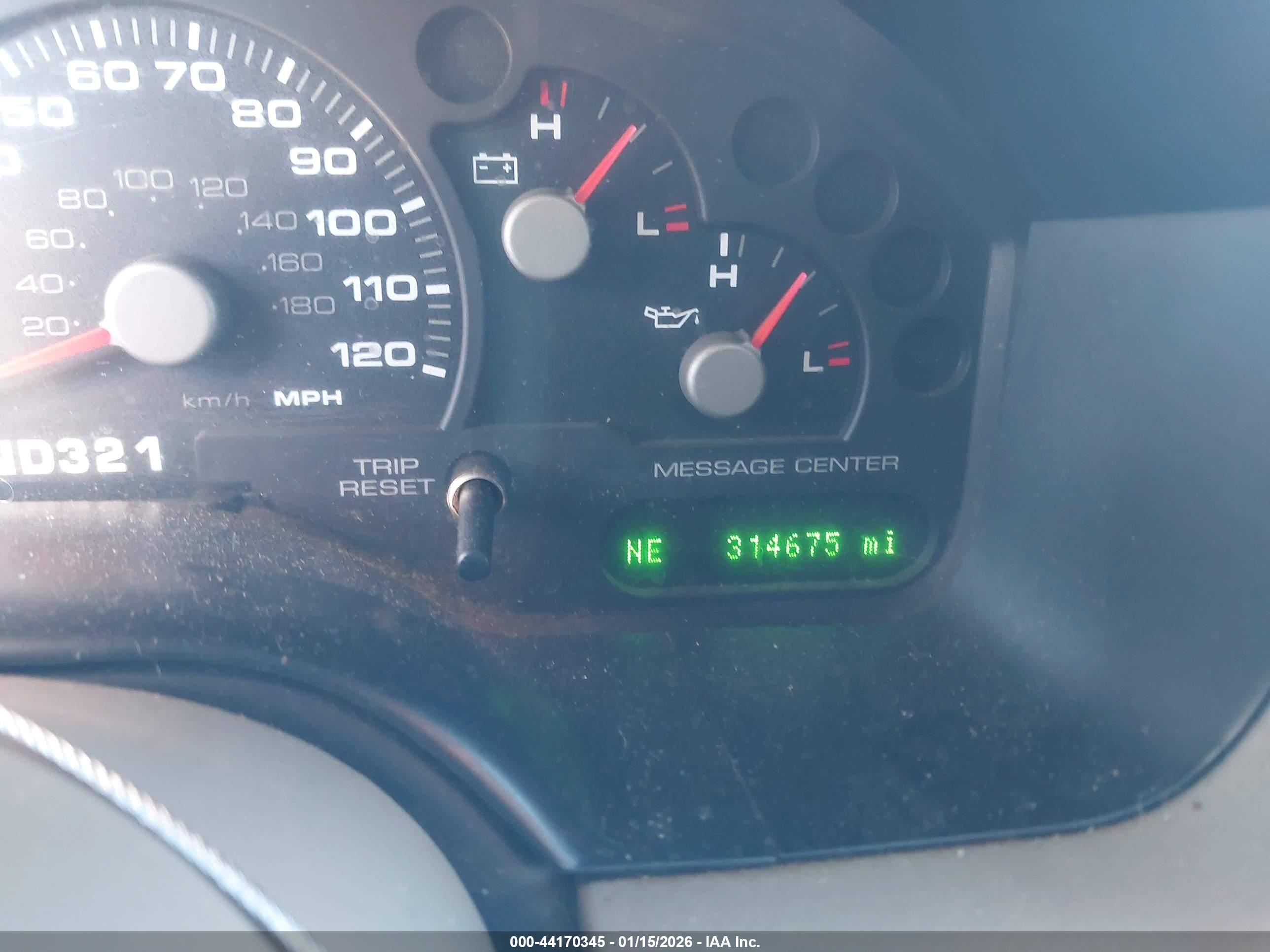 FORD EXPLORER image 7