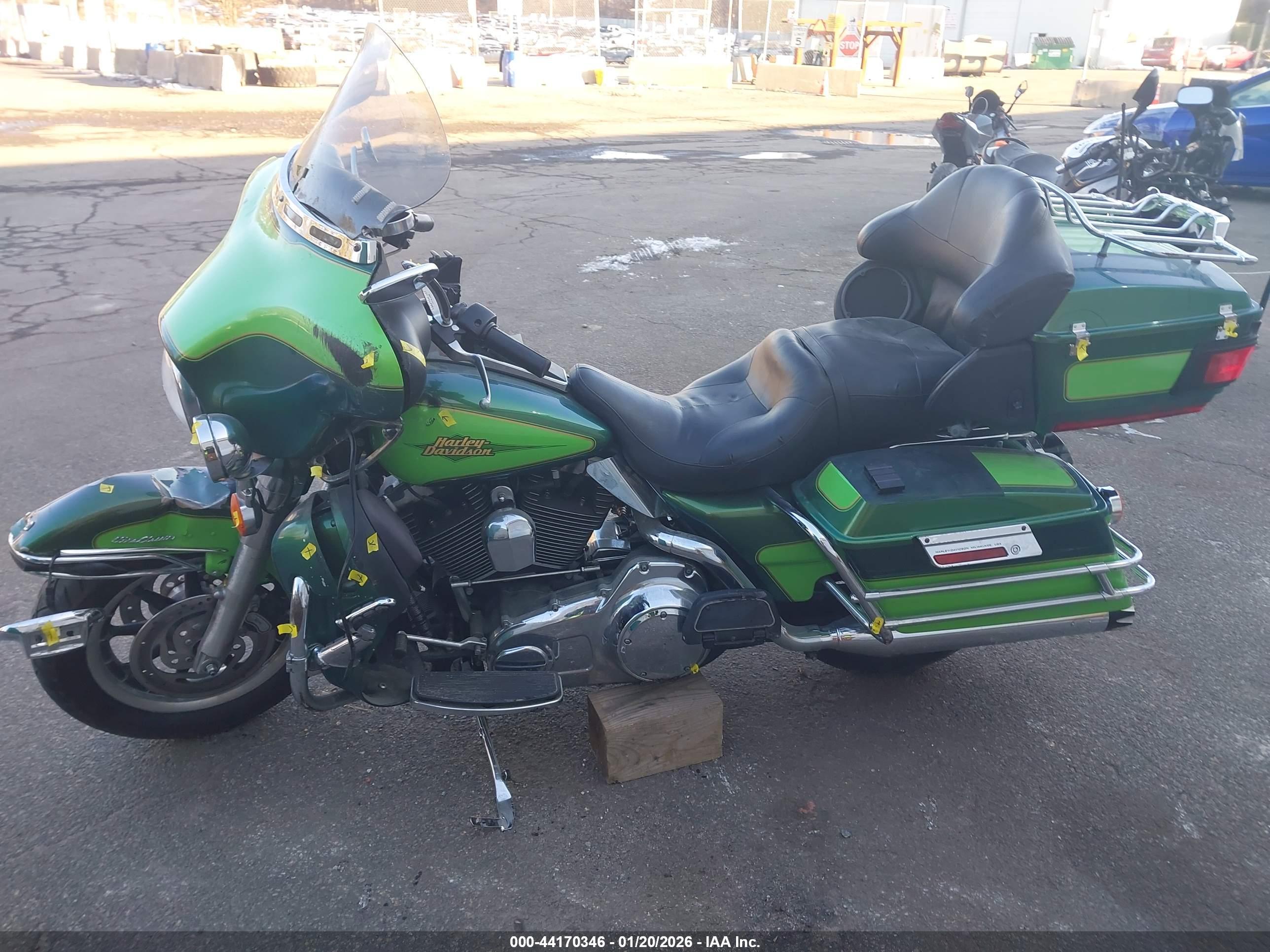 HARLEY-DAVIDSON FLHTCUI image 9