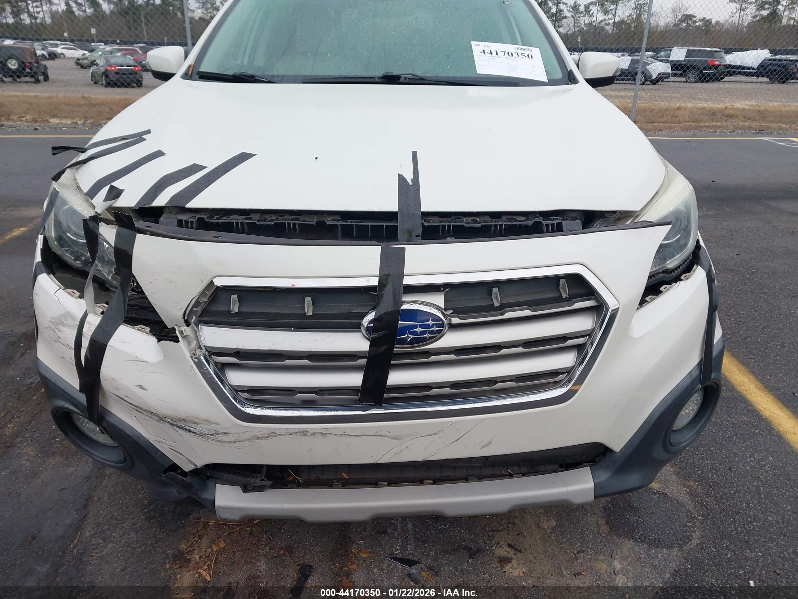 SUBARU OUTBACK image 6