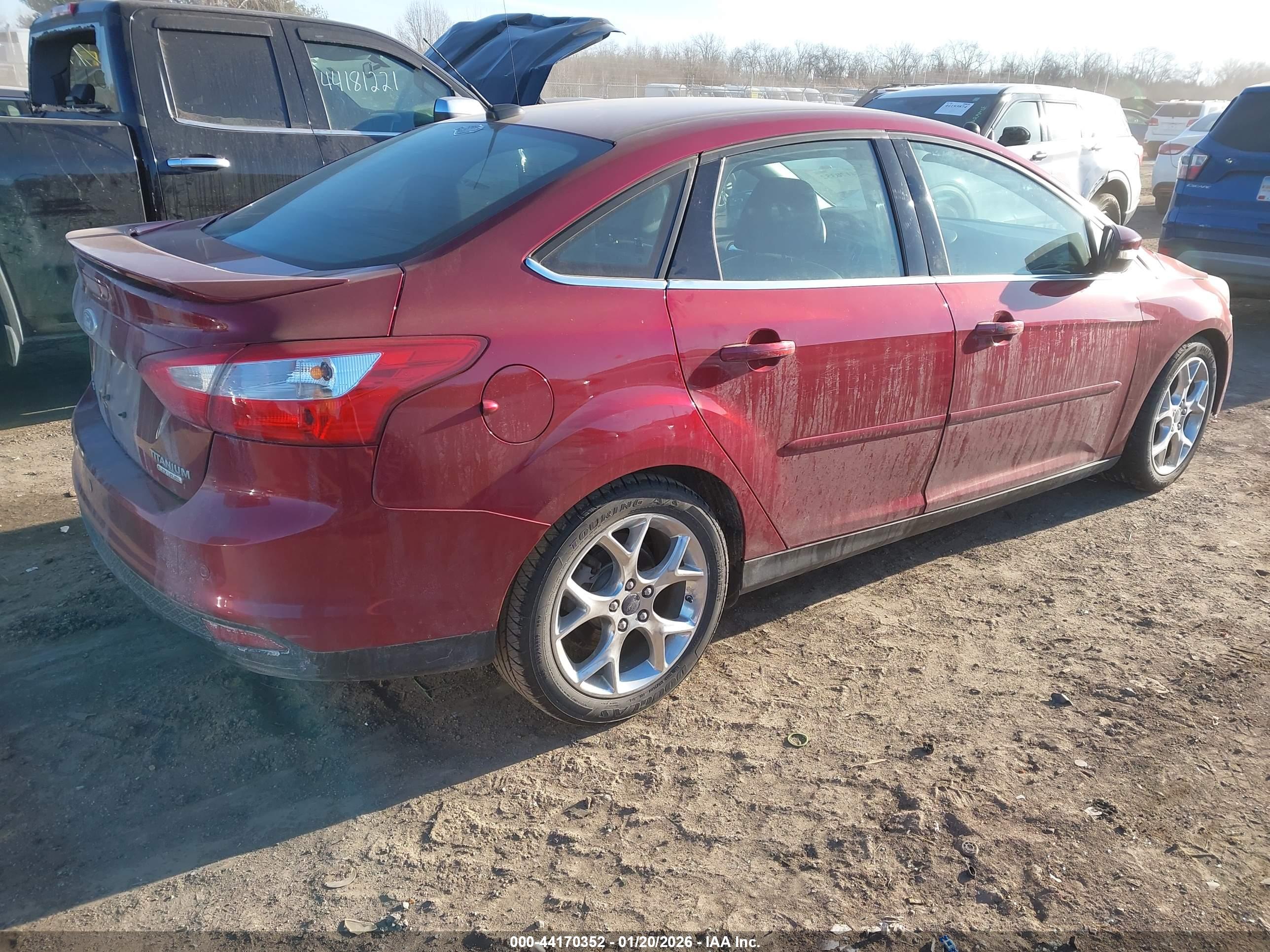 FORD FOCUS image 4