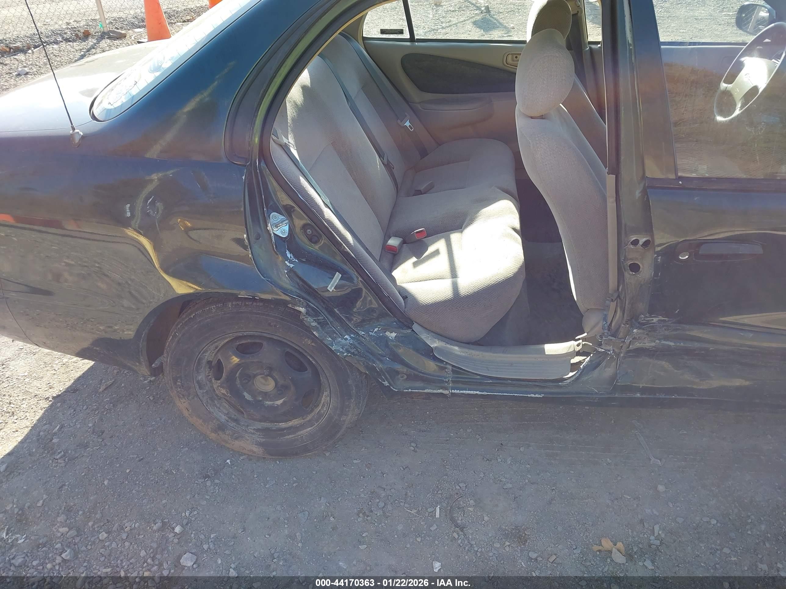 CHEVROLET PRIZM image 6