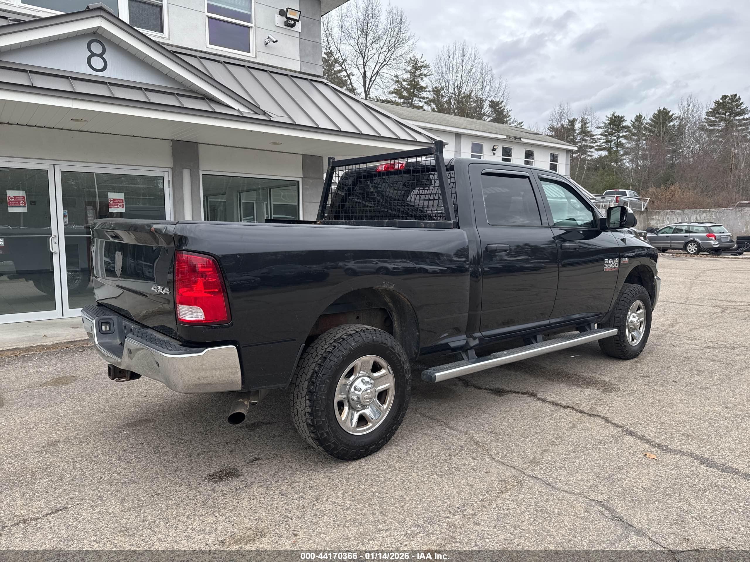 RAM 3500 image 4